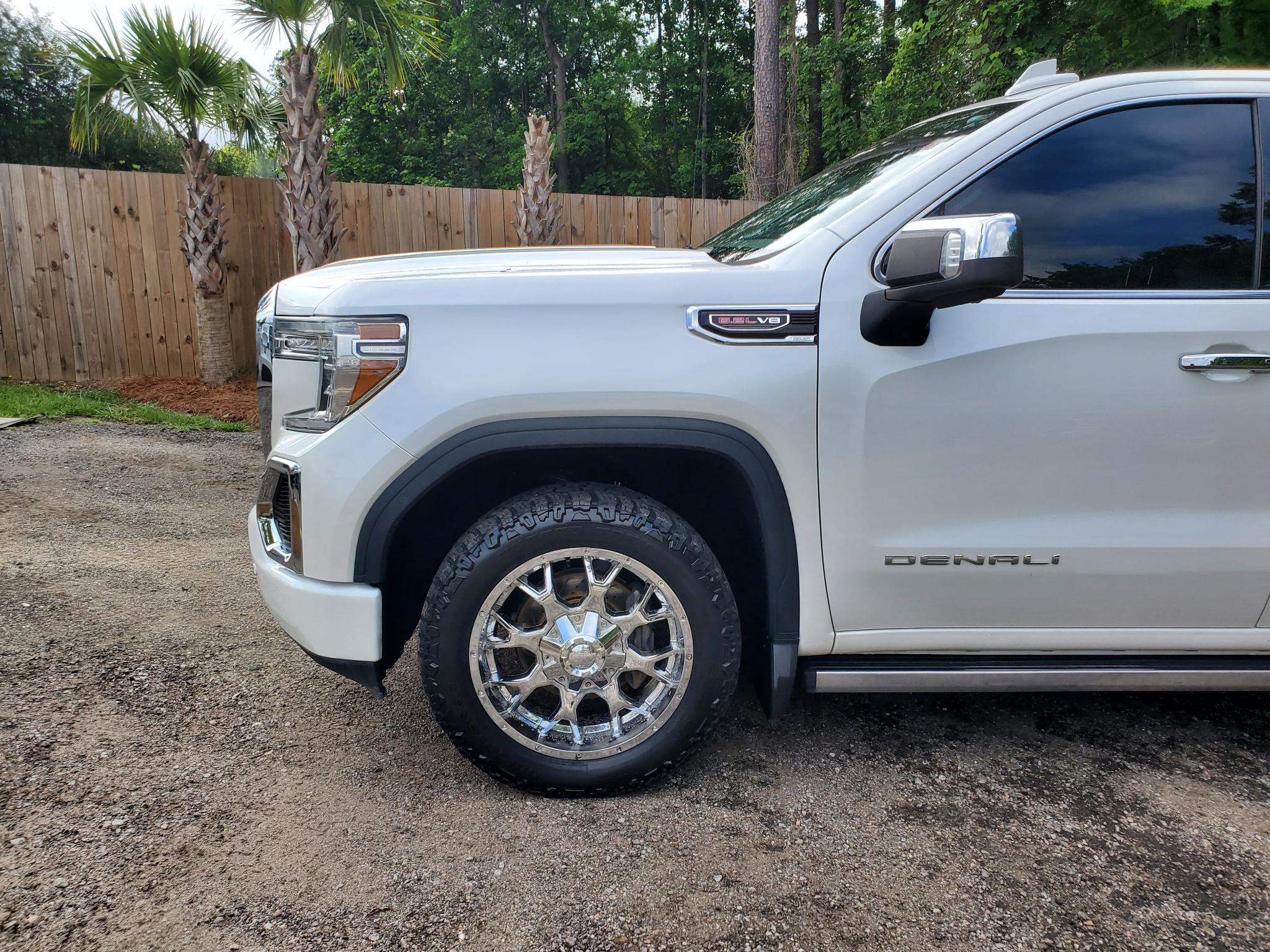 GMC Sierra 1500 4WD Crew Cab 147" Denali 2019