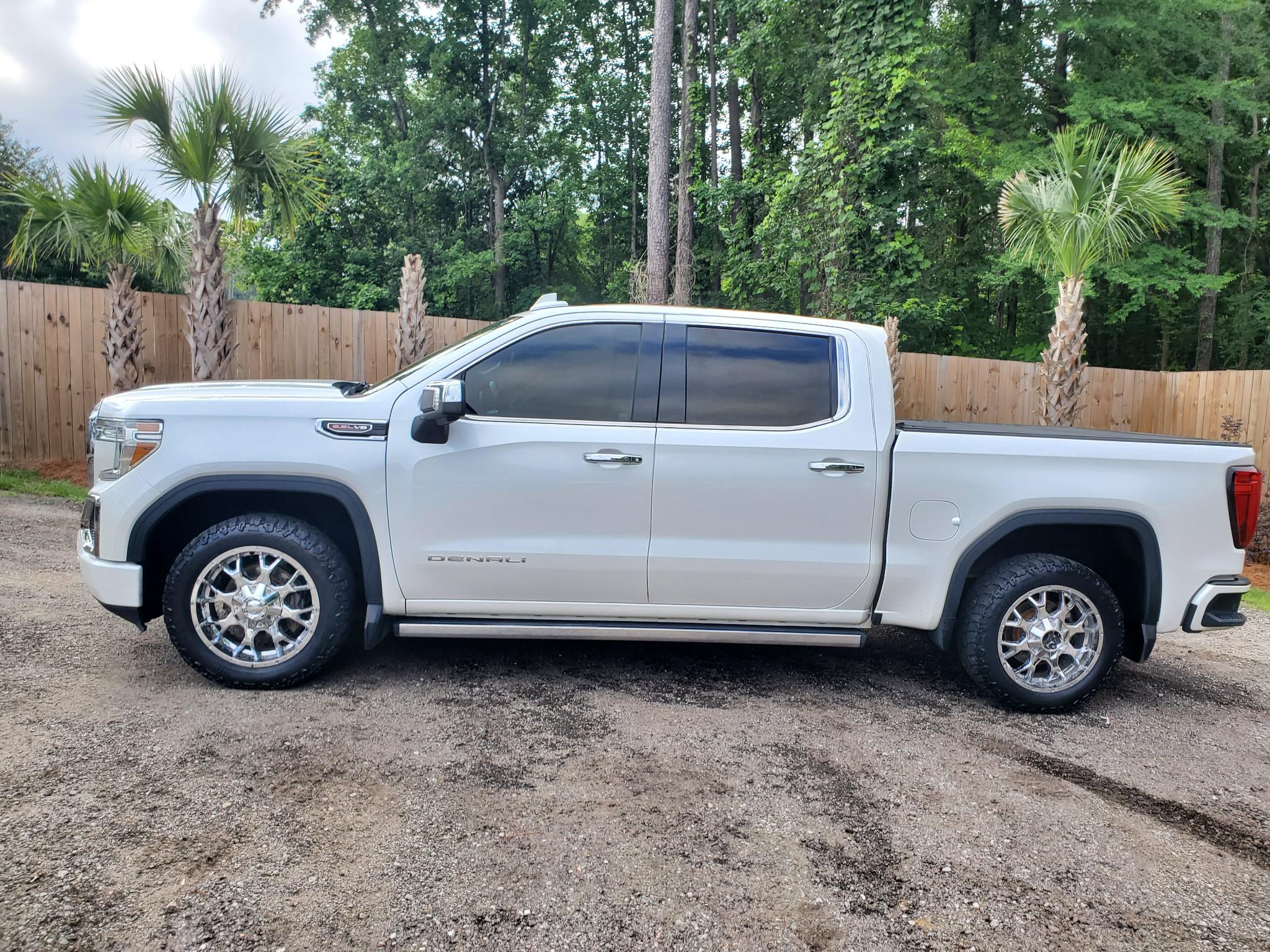 GMC Sierra 1500 4WD Crew Cab 147" Denali 2019