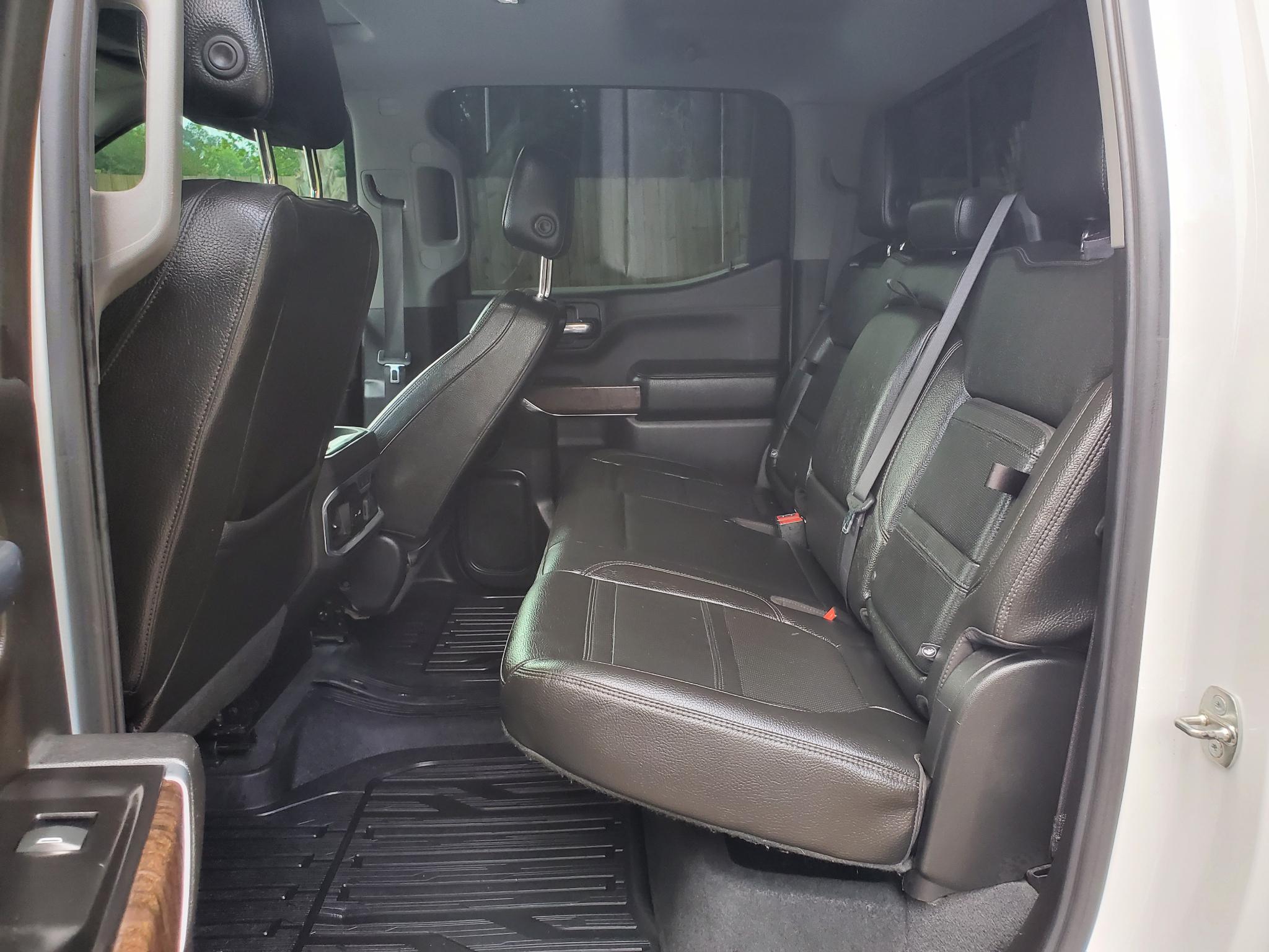GMC Sierra 1500 4WD Crew Cab 147" Denali 2019