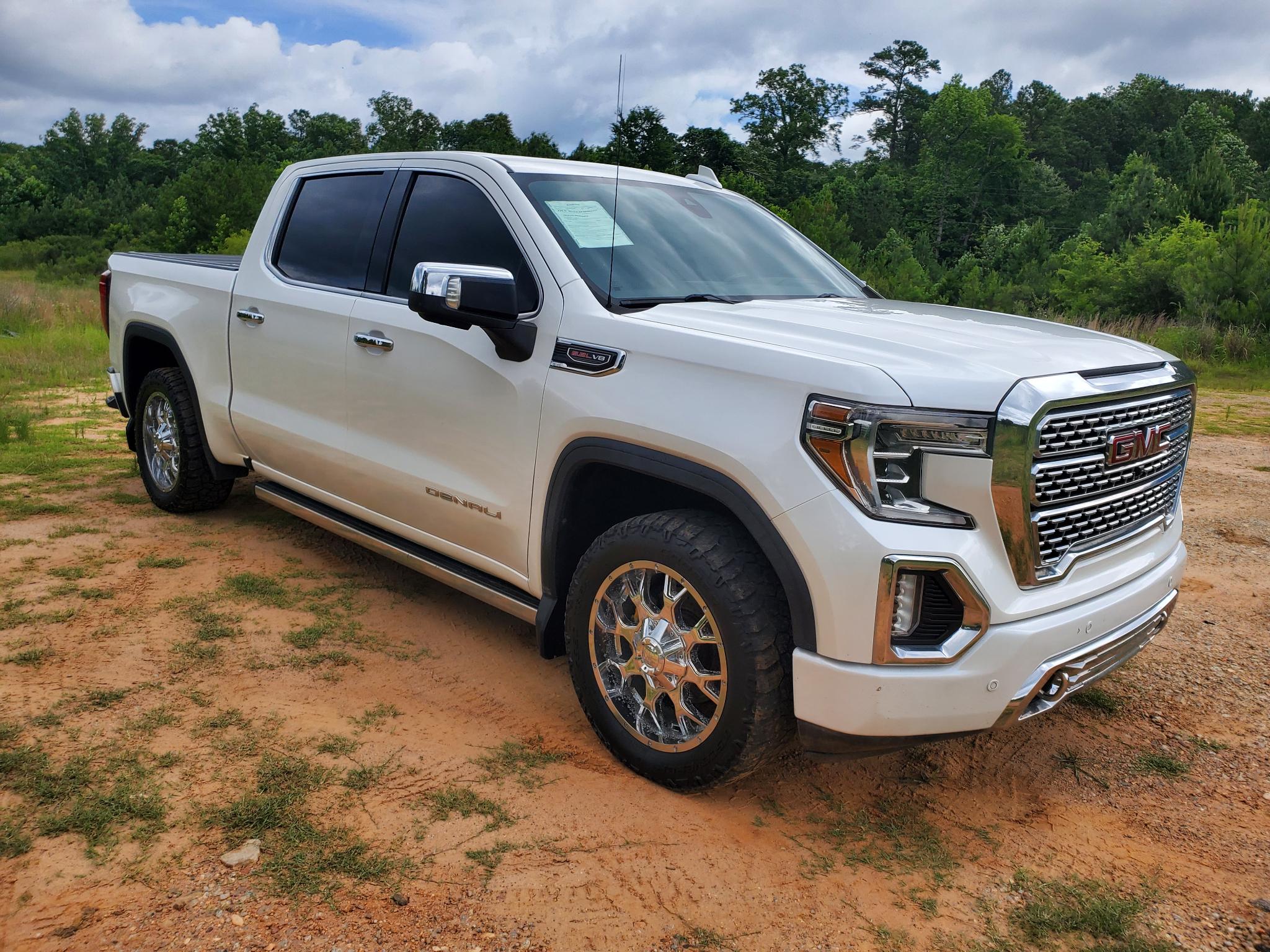 GMC Sierra 1500 4WD Crew Cab 147" Denali 2019
