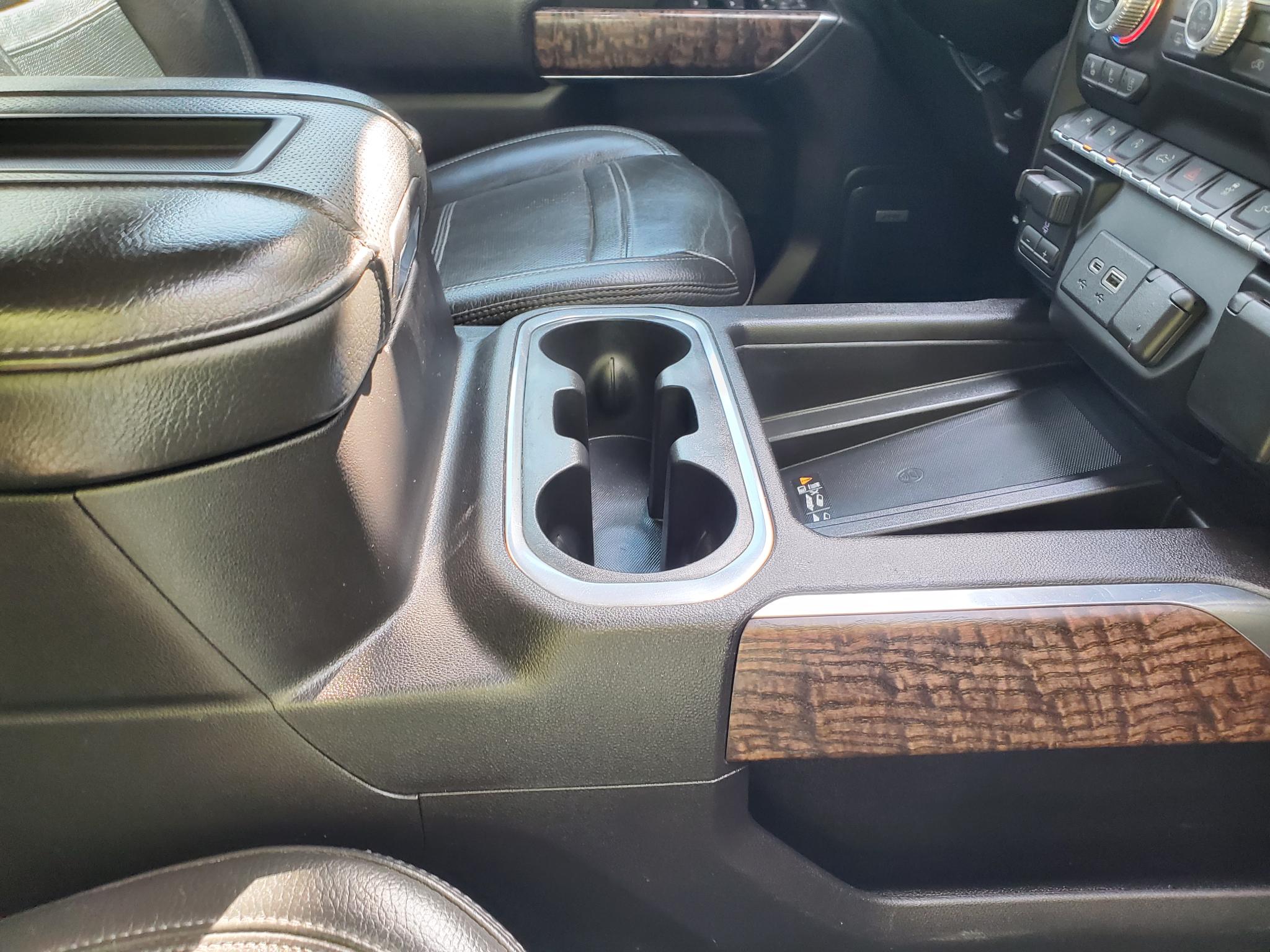 GMC Sierra 1500 4WD Crew Cab 147" Denali 2019