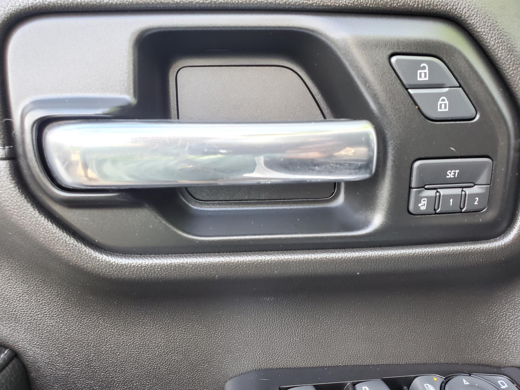 GMC Sierra 1500 4WD Crew Cab 147" Denali 2019