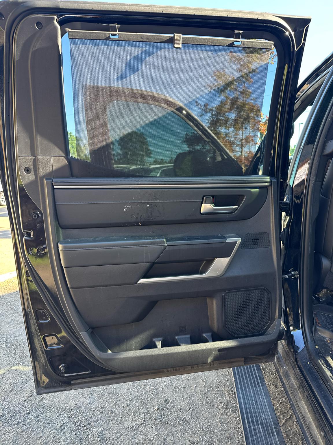 Toyota Tundra 4WD Platinum CrewMax 5.5' Bed (Natl) 2022