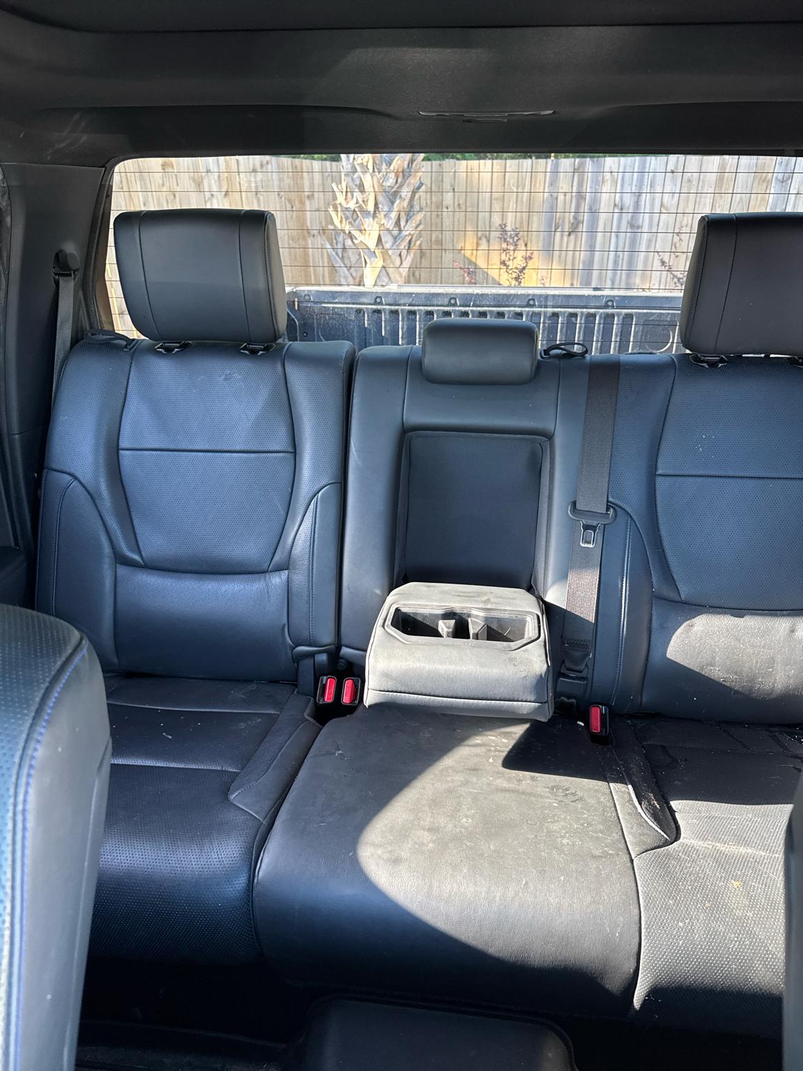 Toyota Tundra 4WD Platinum CrewMax 5.5' Bed (Natl) 2022