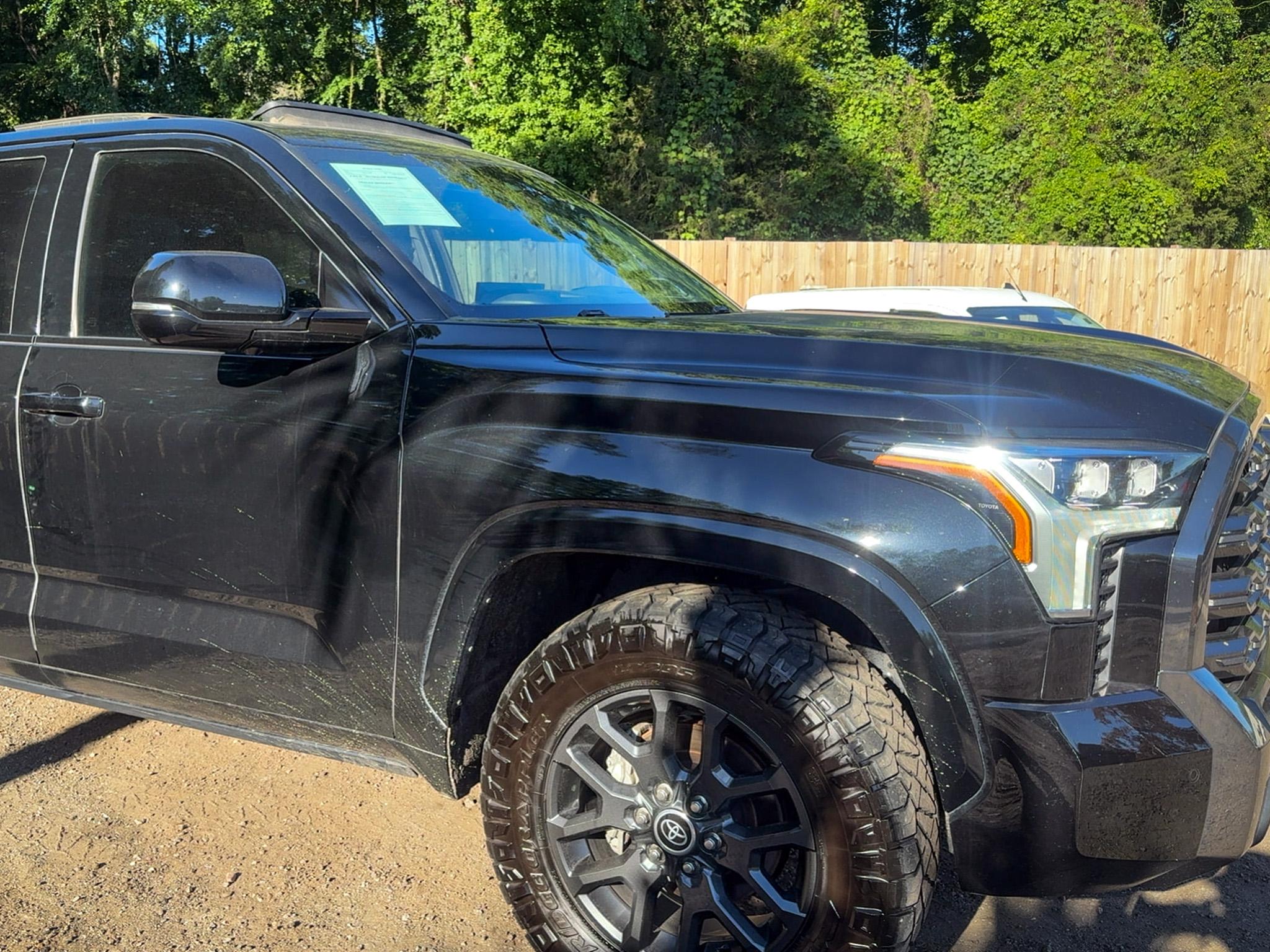 Toyota Tundra 4WD Platinum CrewMax 5.5' Bed (Natl) 2022