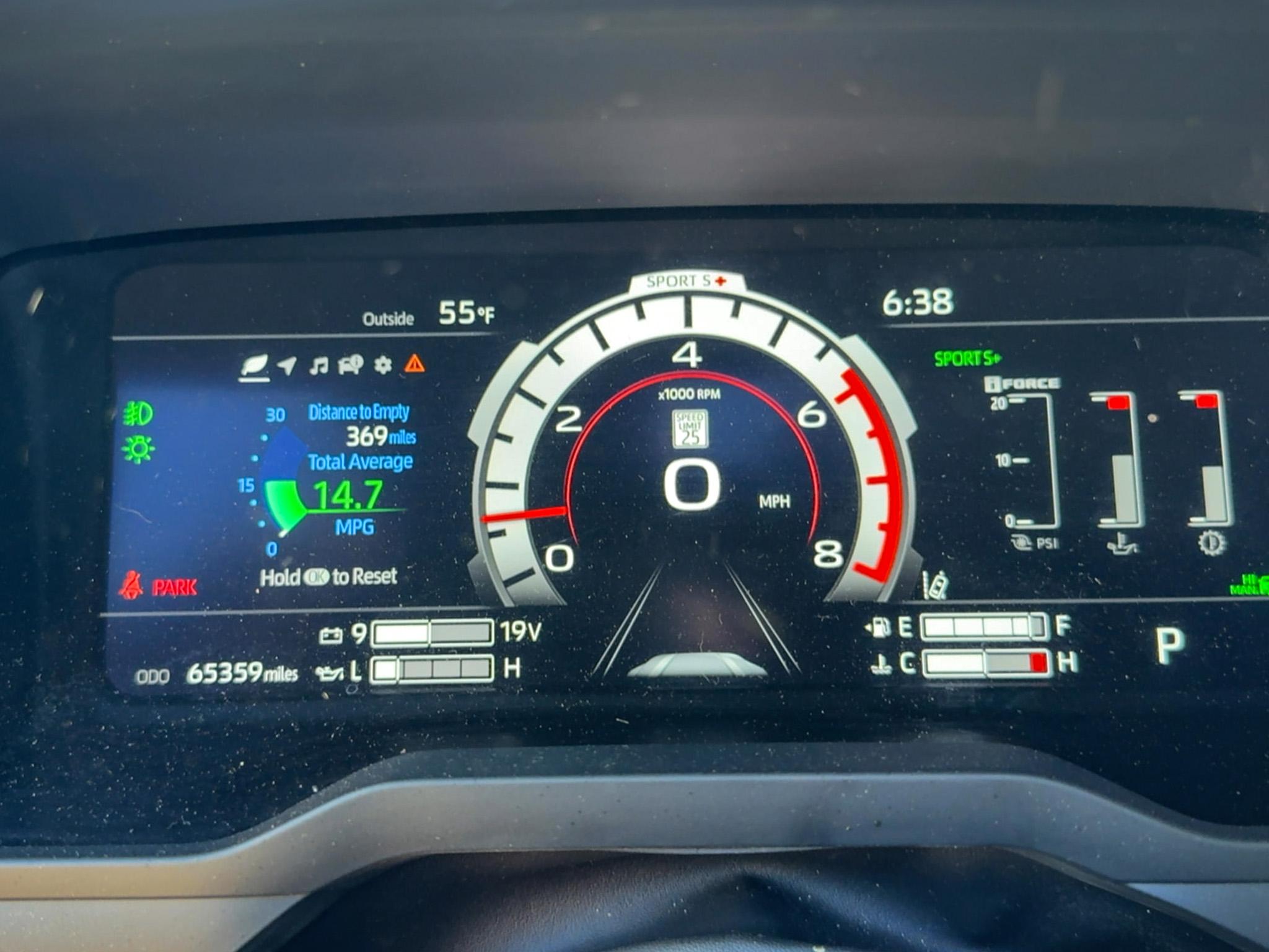 Toyota Tundra 4WD Platinum CrewMax 5.5' Bed (Natl) 2022