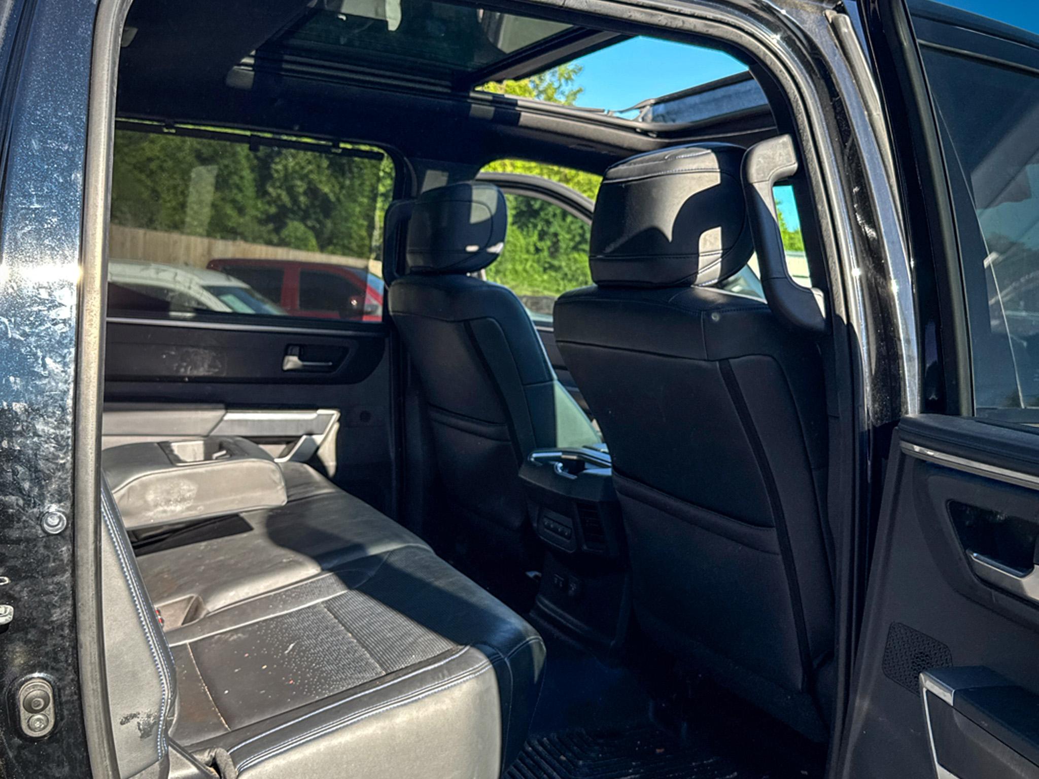 Toyota Tundra 4WD Platinum CrewMax 5.5' Bed (Natl) 2022