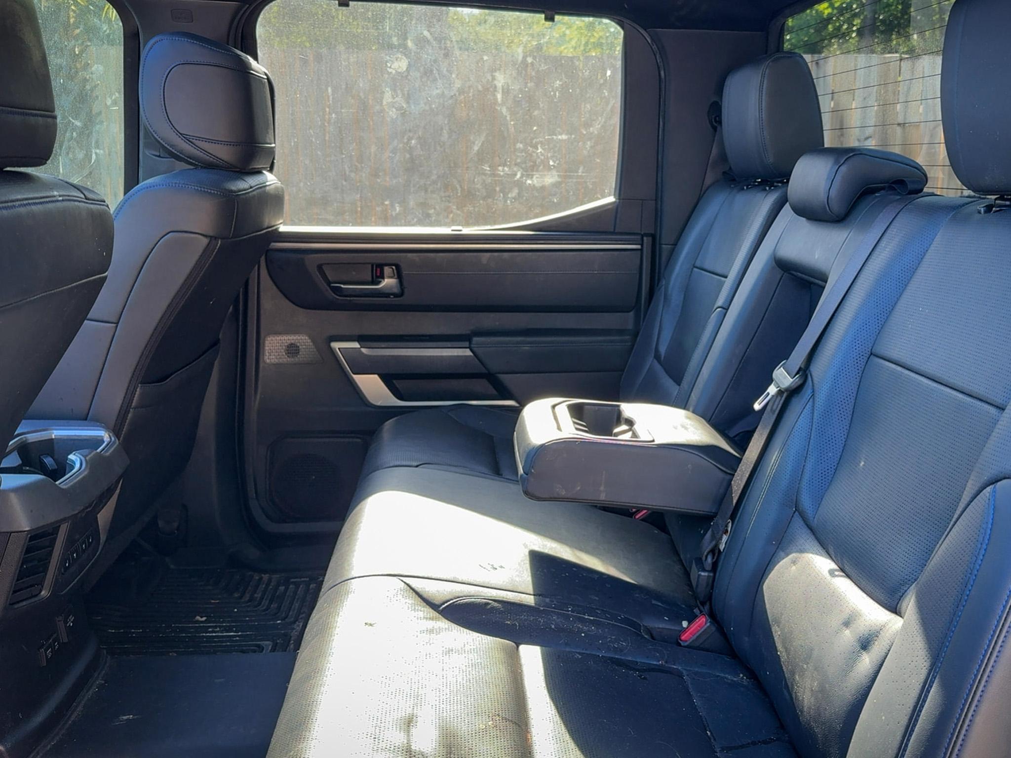 Toyota Tundra 4WD Platinum CrewMax 5.5' Bed (Natl) 2022