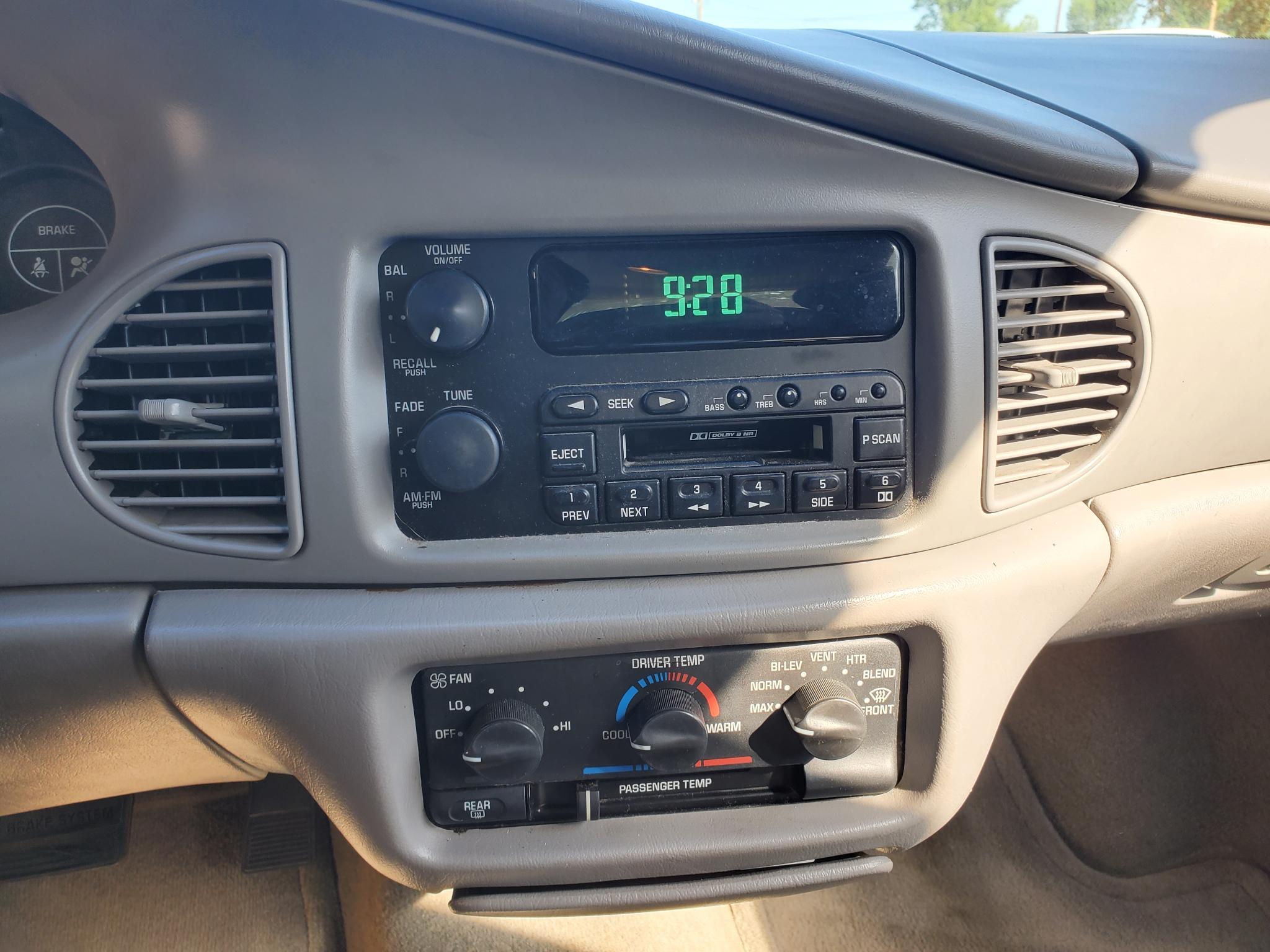 Buick Century 4dr Sdn Custom 1999