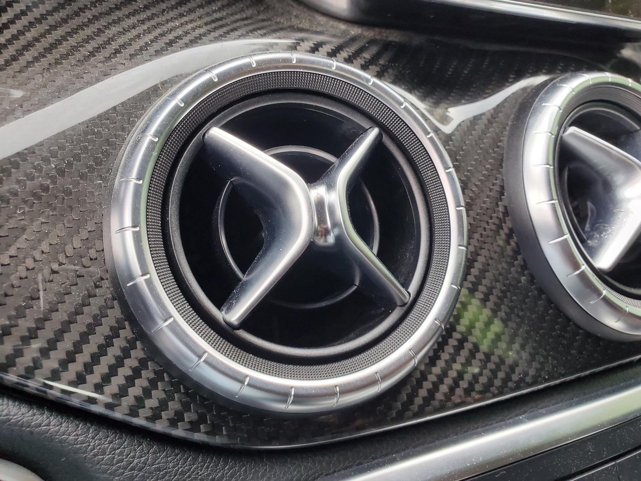 Mercedes-Benz CLA 4dr Sdn AMG CLA 45 4MATIC 2016