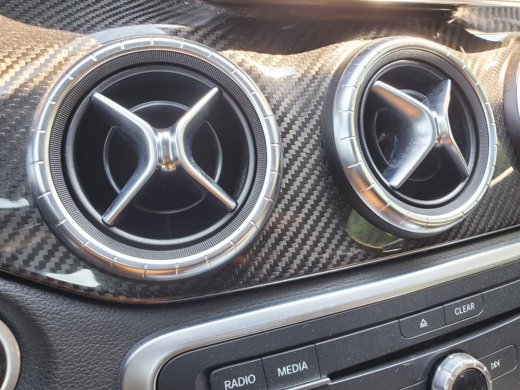 Mercedes-Benz CLA 4dr Sdn AMG CLA 45 4MATIC 2016