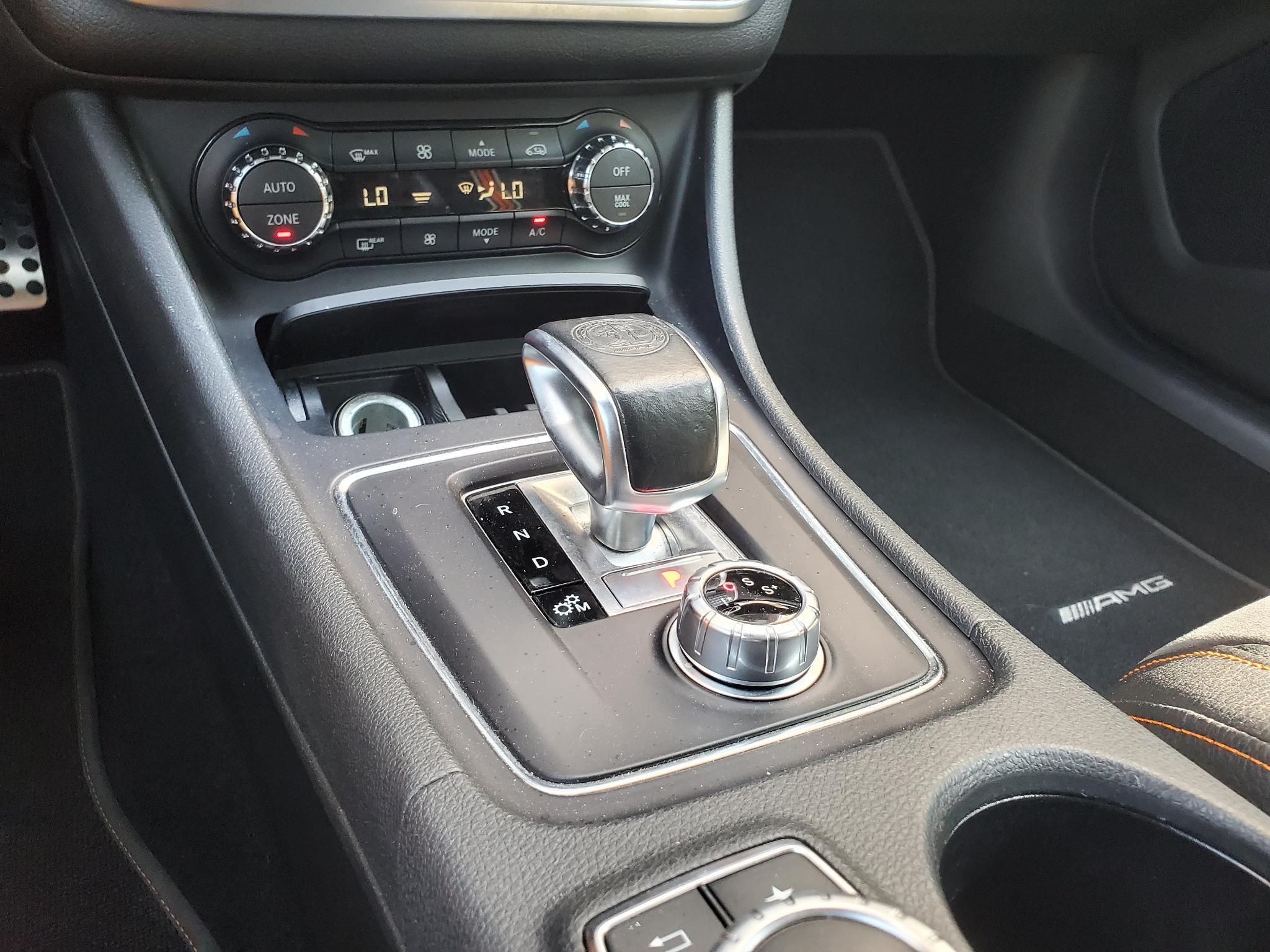 Mercedes-Benz CLA 4dr Sdn AMG CLA 45 4MATIC 2016