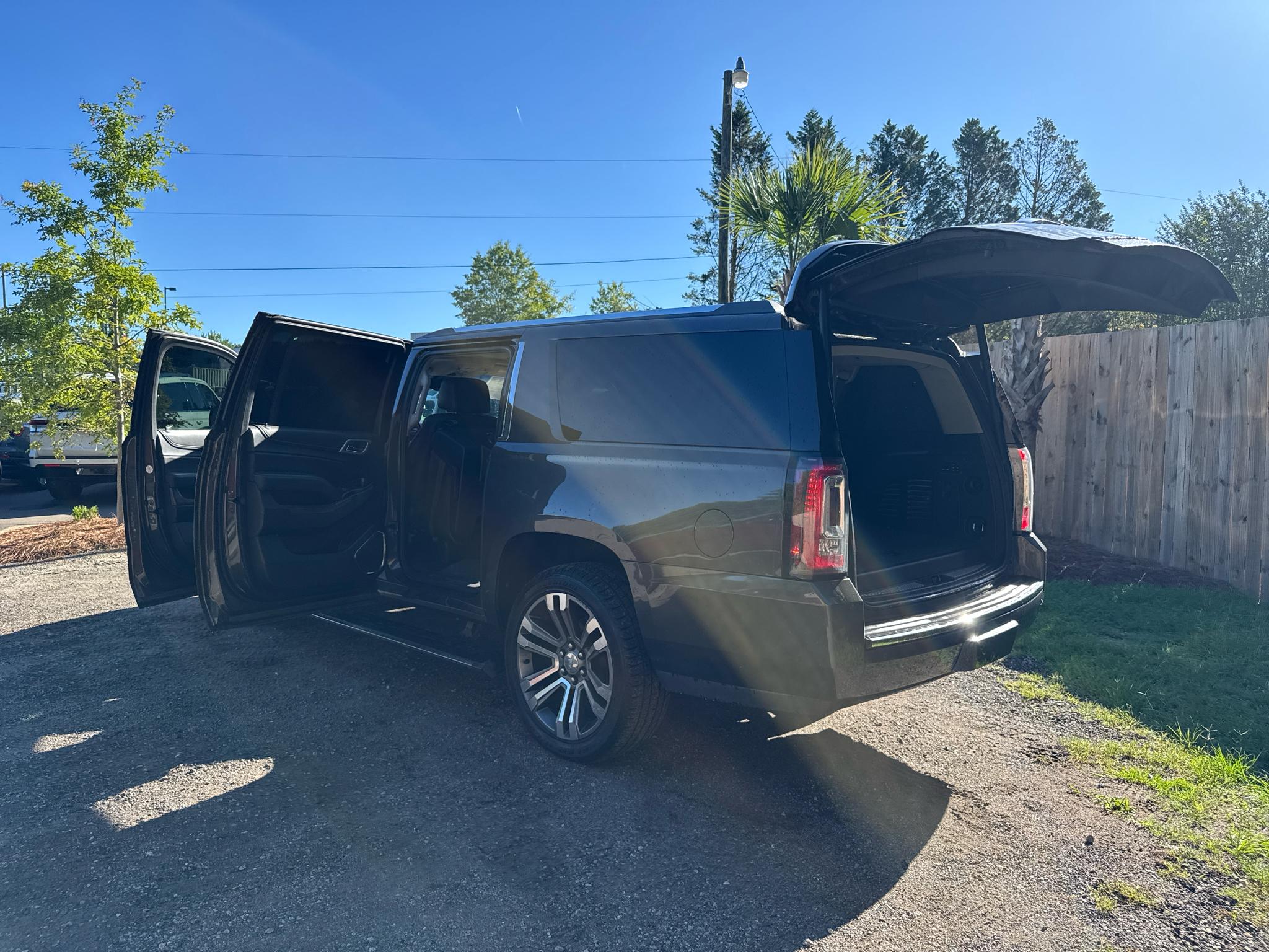 GMC Yukon XL 4WD 4dr Denali 2019