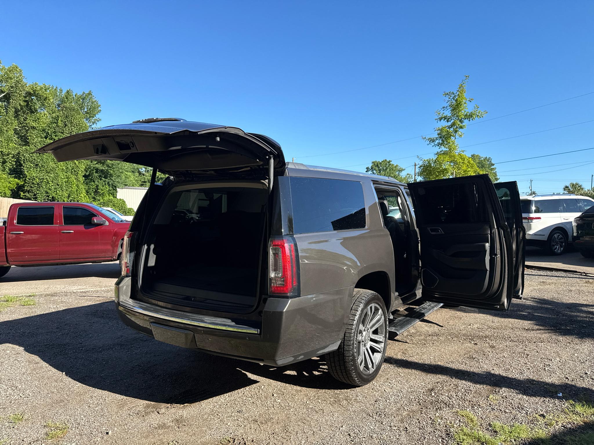 GMC Yukon XL 4WD 4dr Denali 2019