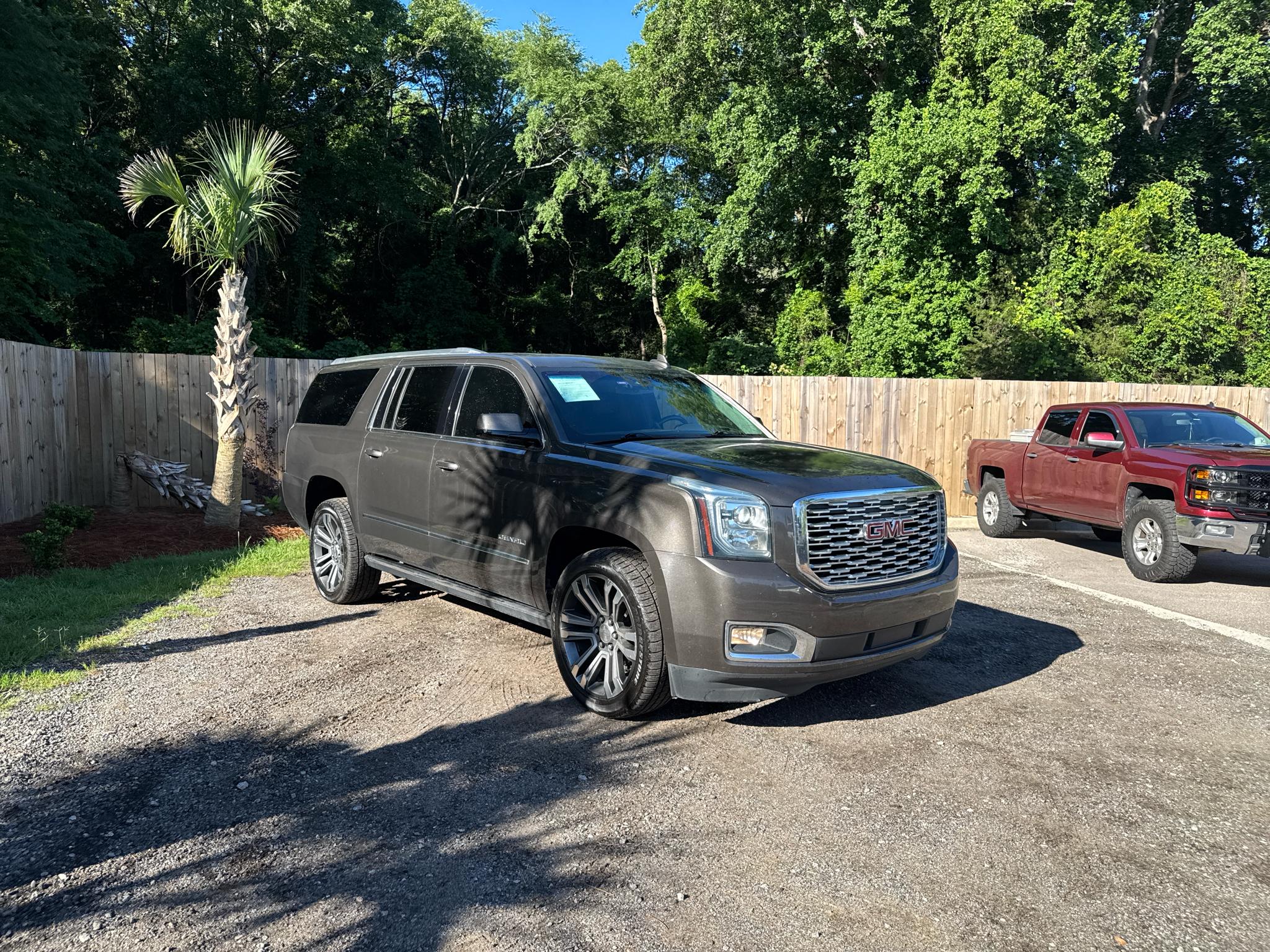 GMC Yukon XL 4WD 4dr Denali 2019