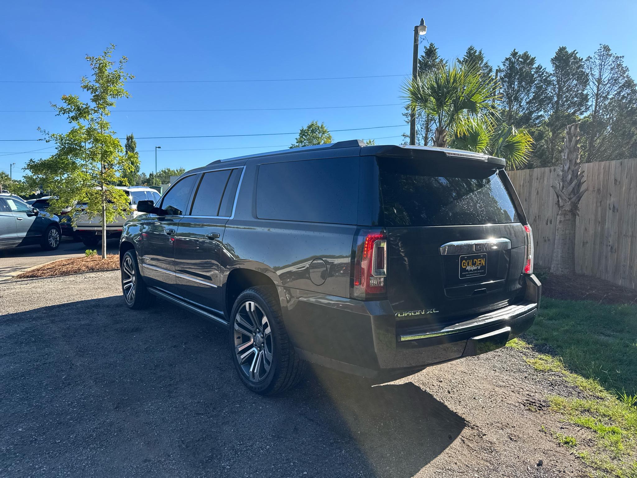 GMC Yukon XL 4WD 4dr Denali 2019