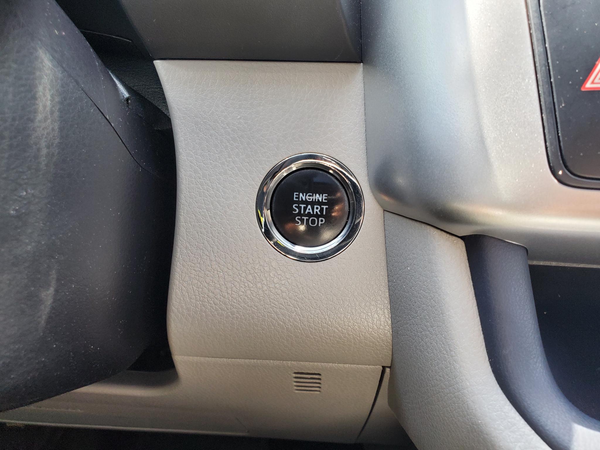 Toyota Highlander XLE V6 AWD (Natl) 2017