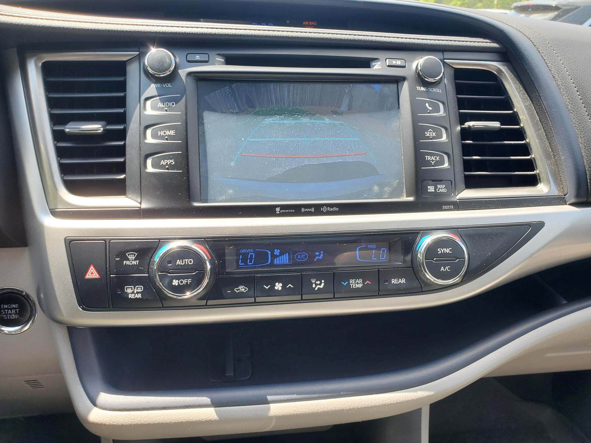 Toyota Highlander XLE V6 AWD (Natl) 2017