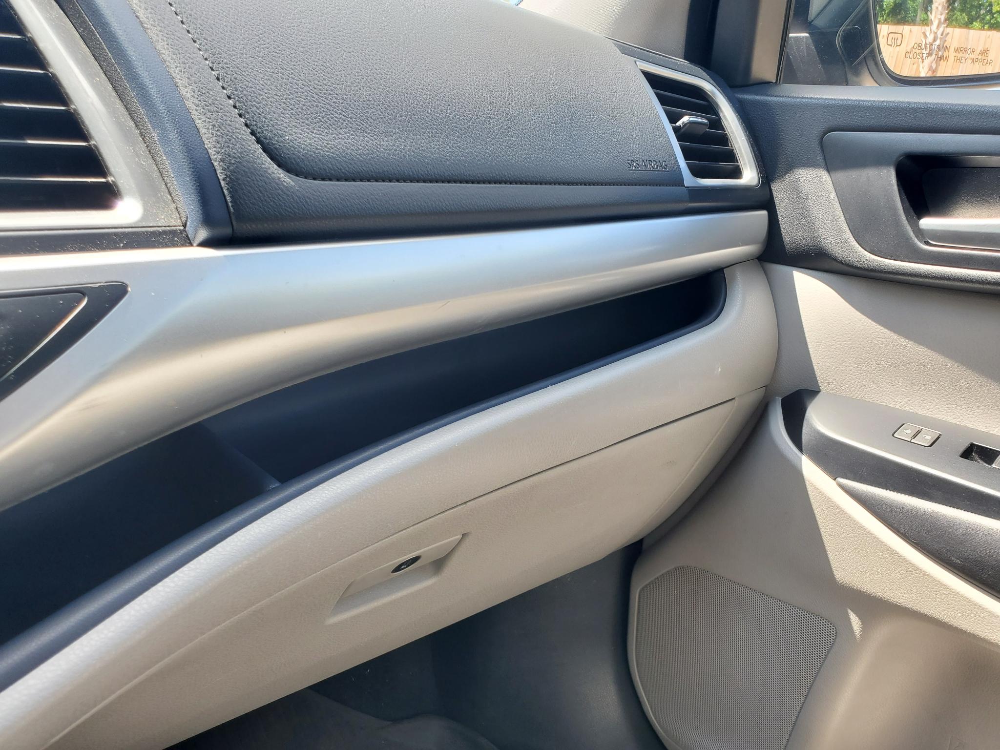 Toyota Highlander XLE V6 AWD (Natl) 2017