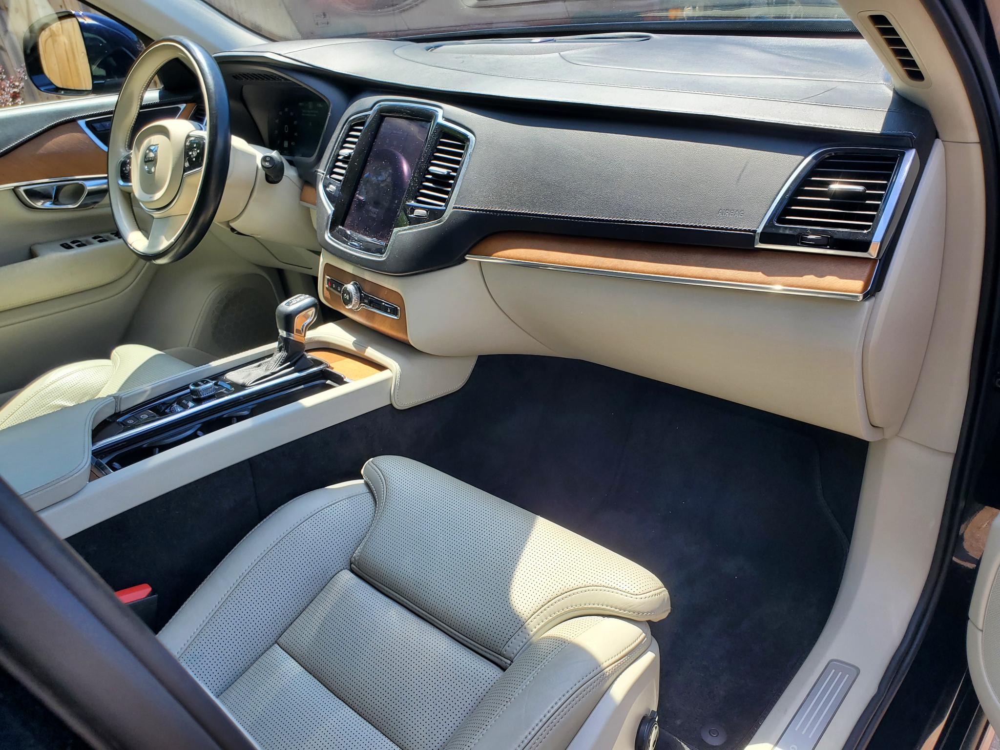 Volvo XC90 T6 AWD 7-Passenger Inscription 2017