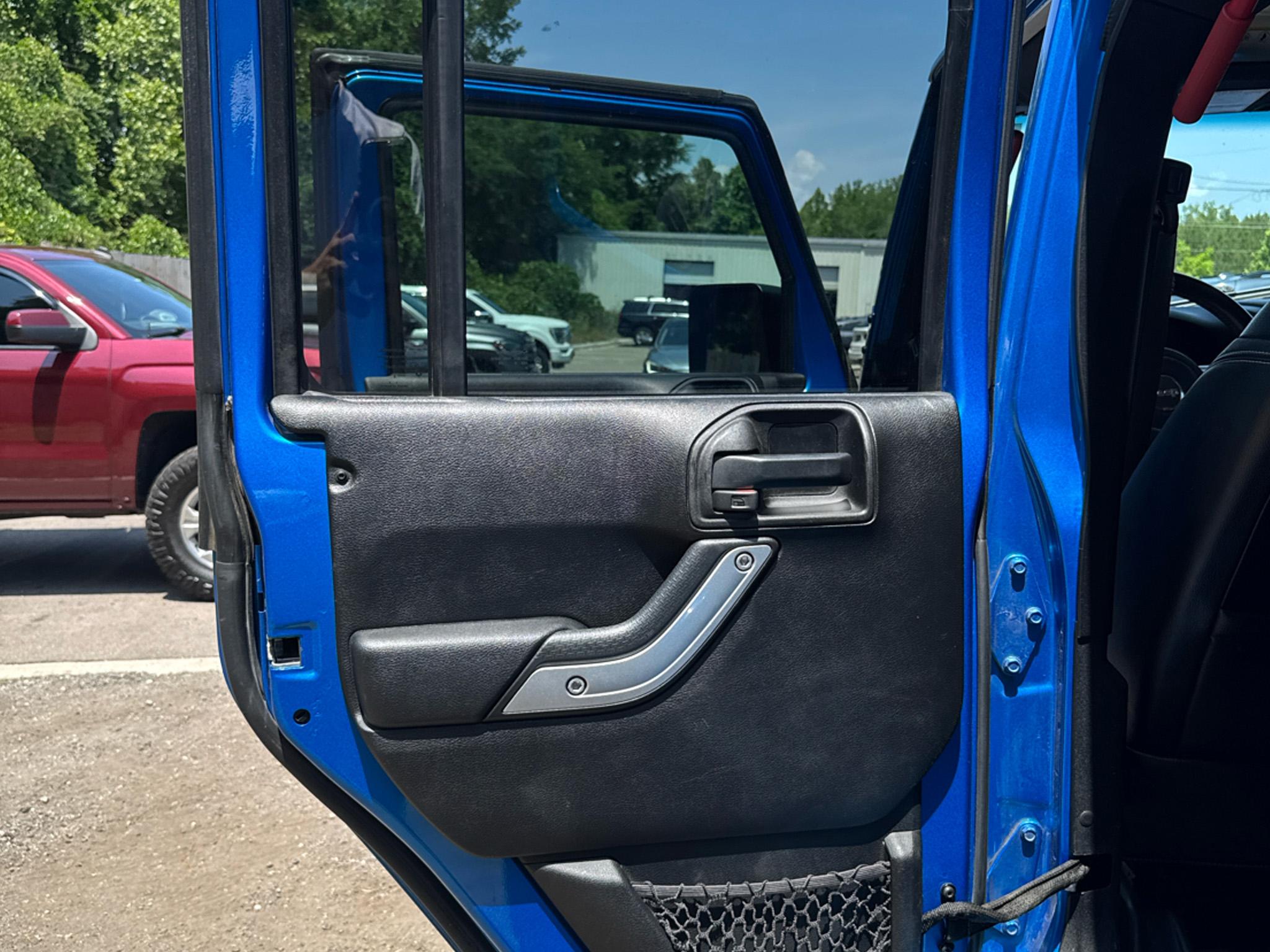 Jeep Wrangler Unlimited 4WD 4dr Rubicon Hard Rock 2016