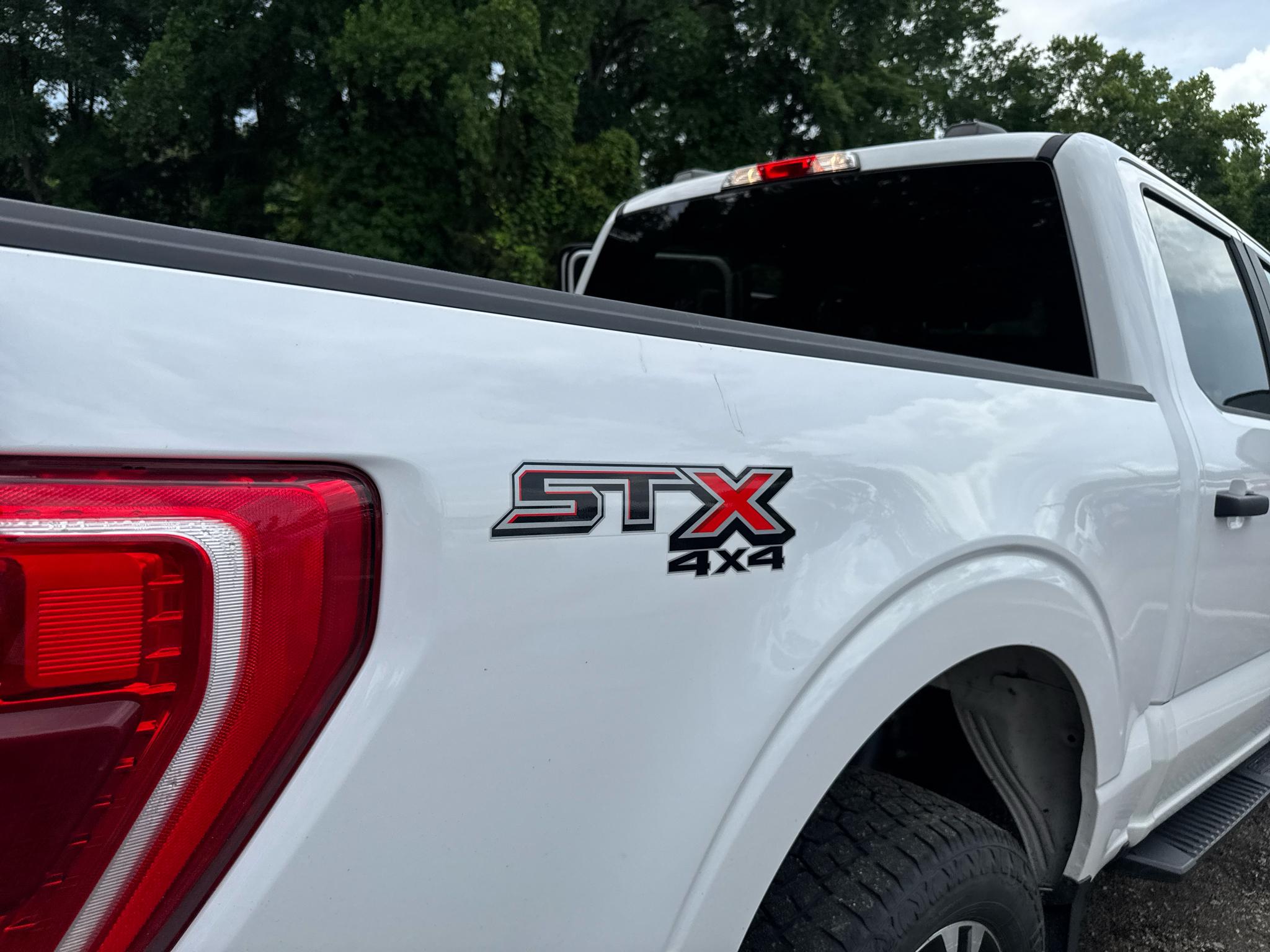 Ford F-150 XL 4WD SuperCrew 5.5' Box 2021