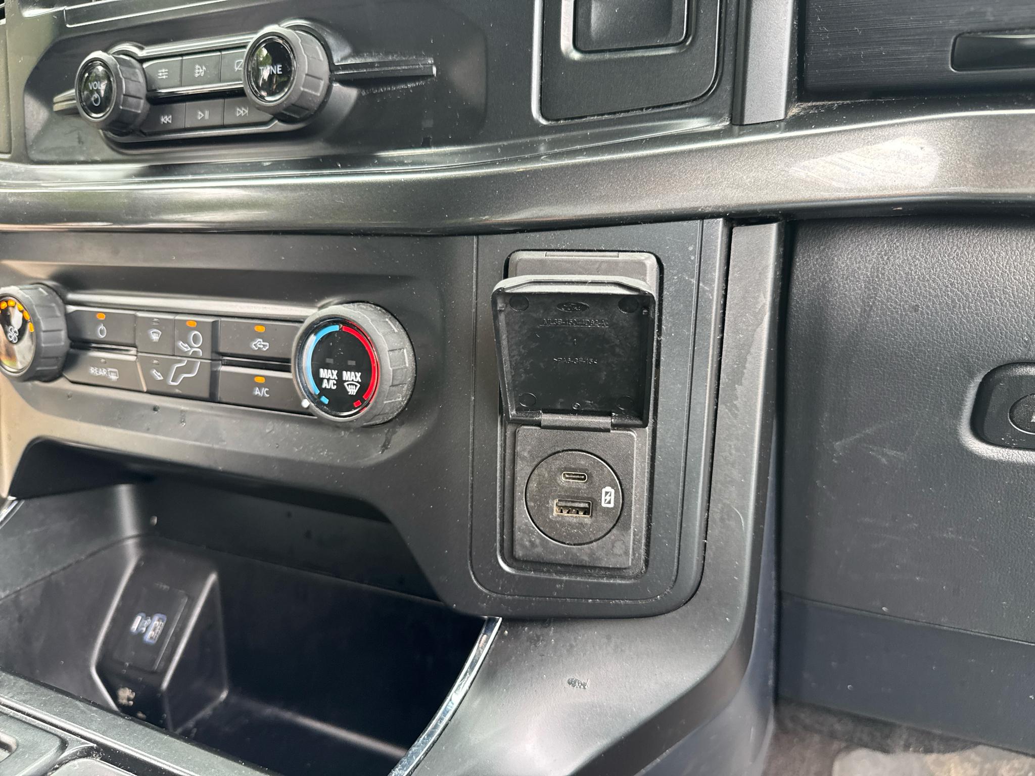Ford F-150 XL 4WD SuperCrew 5.5' Box 2021