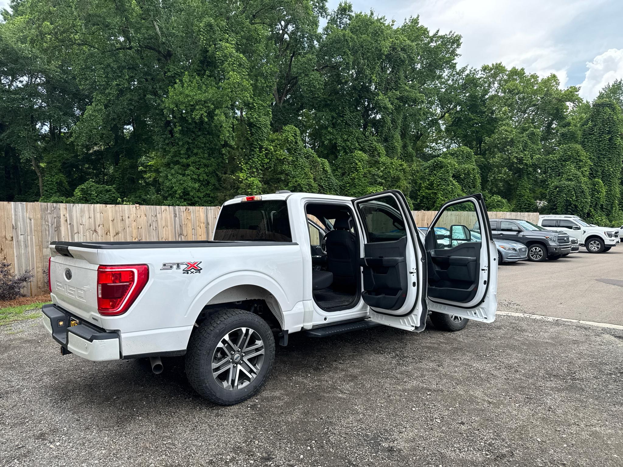Ford F-150 XL 4WD SuperCrew 5.5' Box 2021