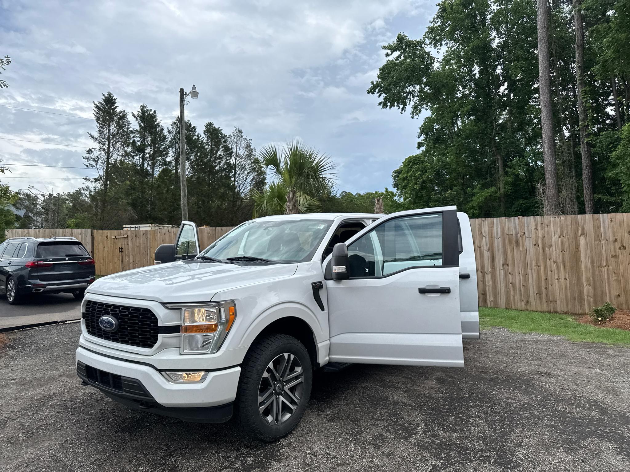 Ford F-150 XL 4WD SuperCrew 5.5' Box 2021