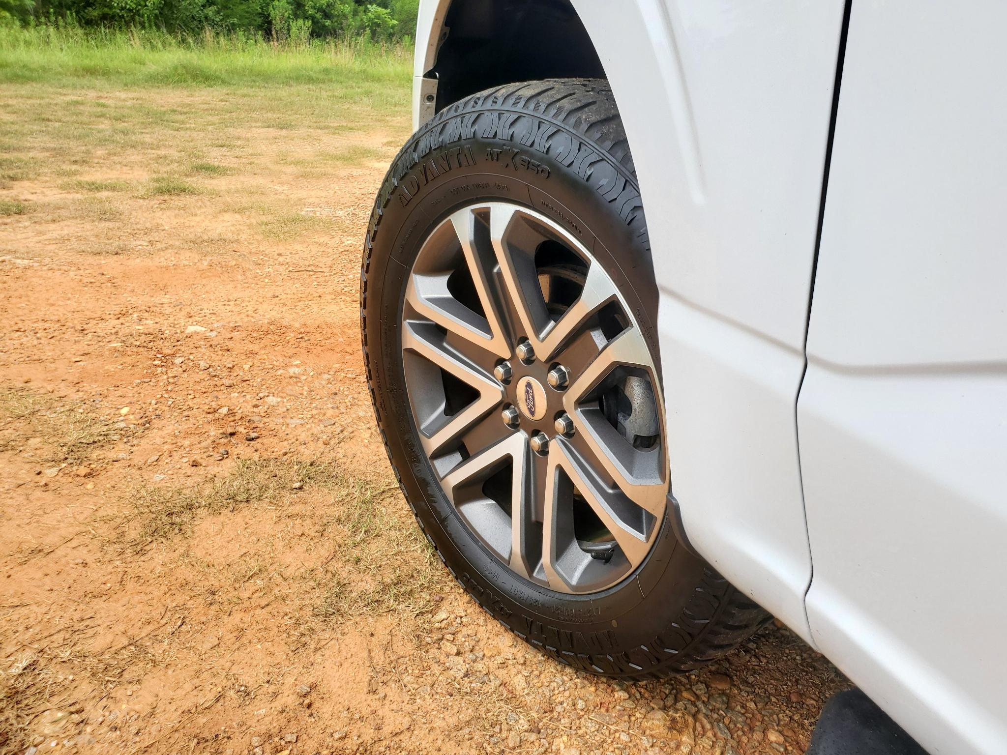 Ford F-150 XL 4WD SuperCrew 5.5' Box 2021
