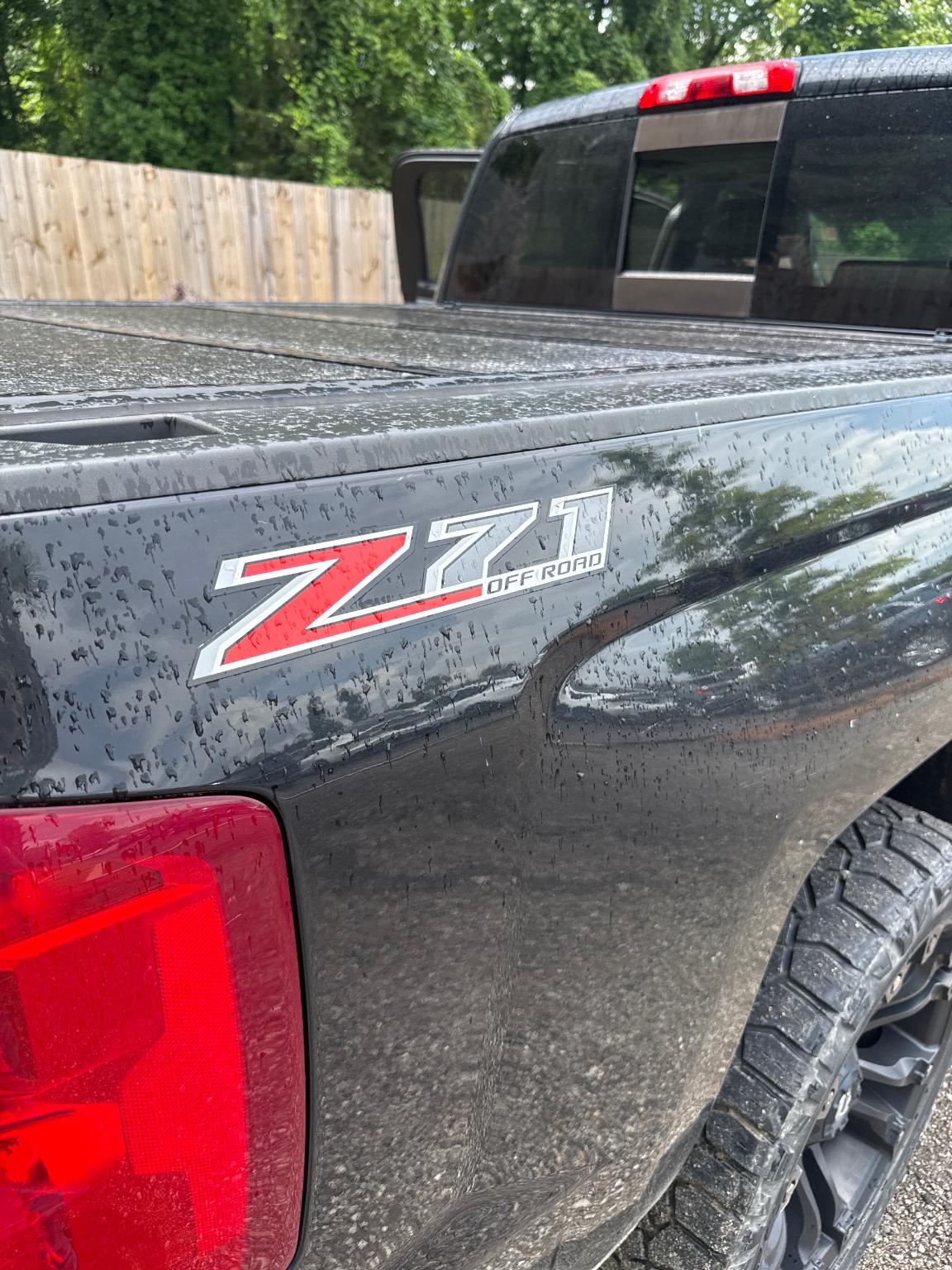 Chevrolet Silverado 1500 4WD Crew Cab 143.5" LTZ w/2LZ 2017