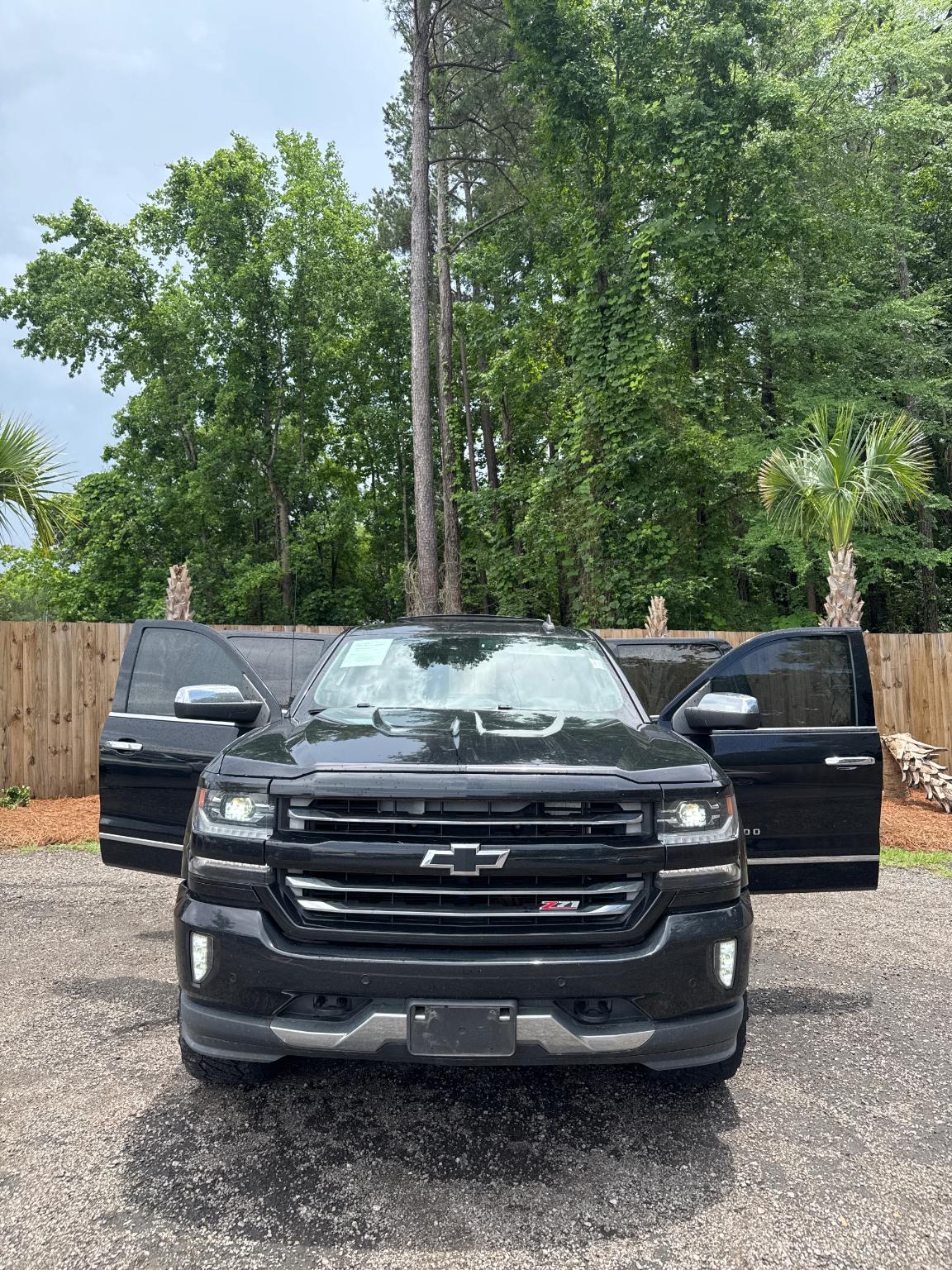 Chevrolet Silverado 1500 4WD Crew Cab 143.5" LTZ w/2LZ 2017