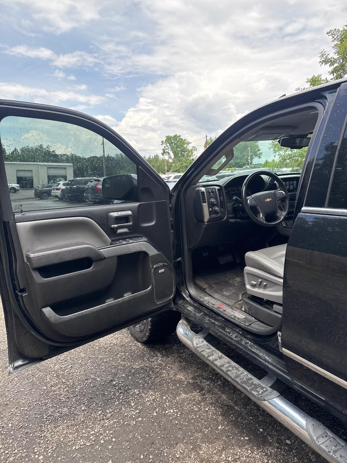 Chevrolet Silverado 1500 4WD Crew Cab 143.5" LTZ w/2LZ 2017