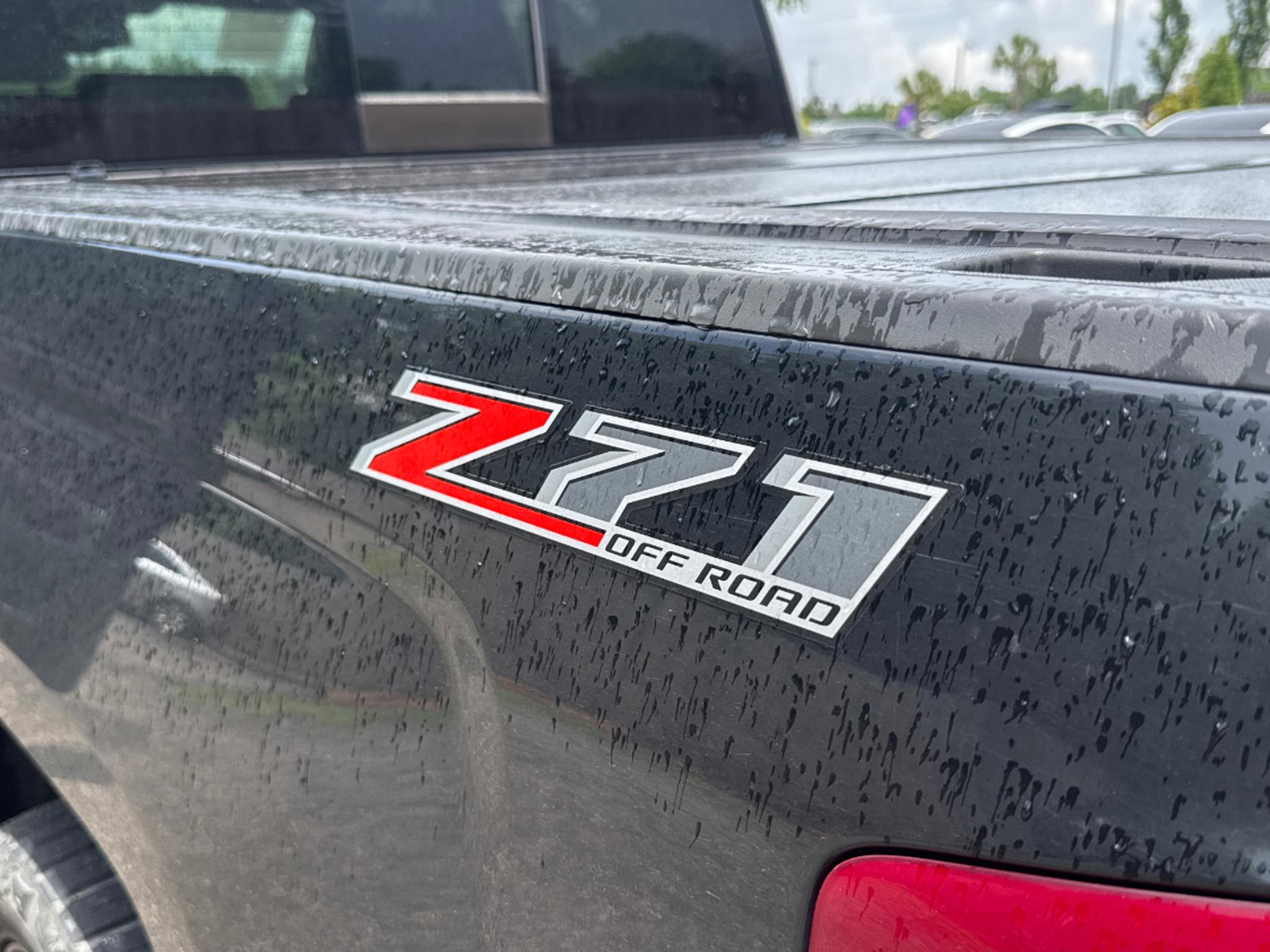Chevrolet Silverado 1500 4WD Crew Cab 143.5" LTZ w/2LZ 2017