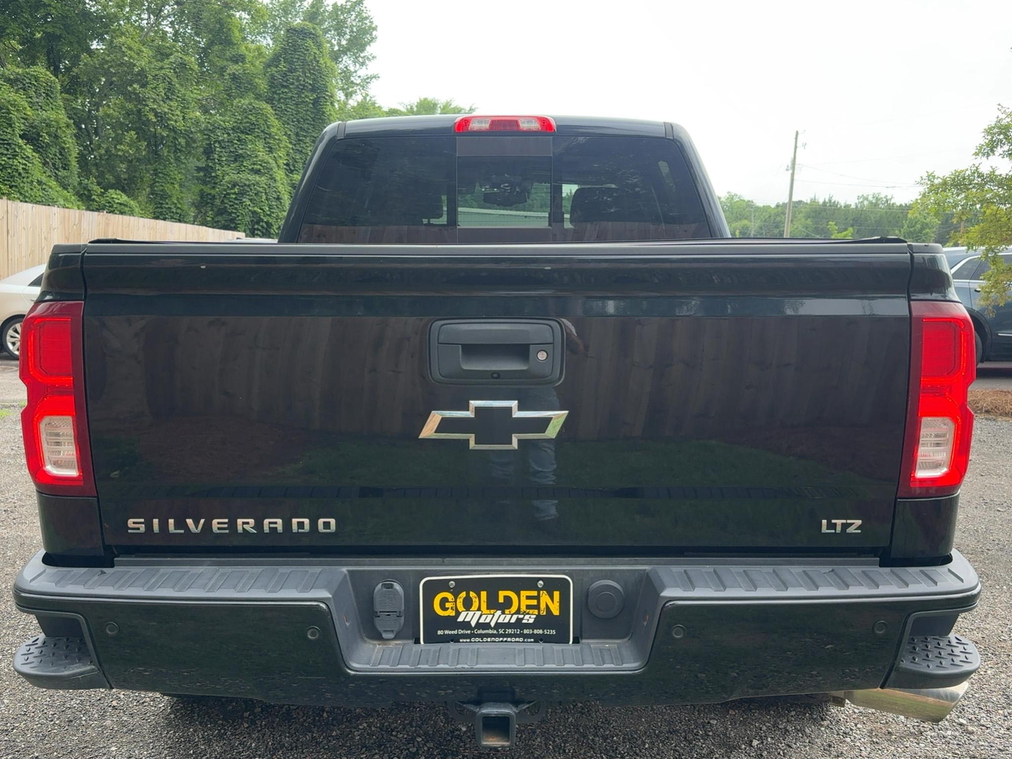 Chevrolet Silverado 1500 4WD Crew Cab 143.5" LTZ w/2LZ 2017