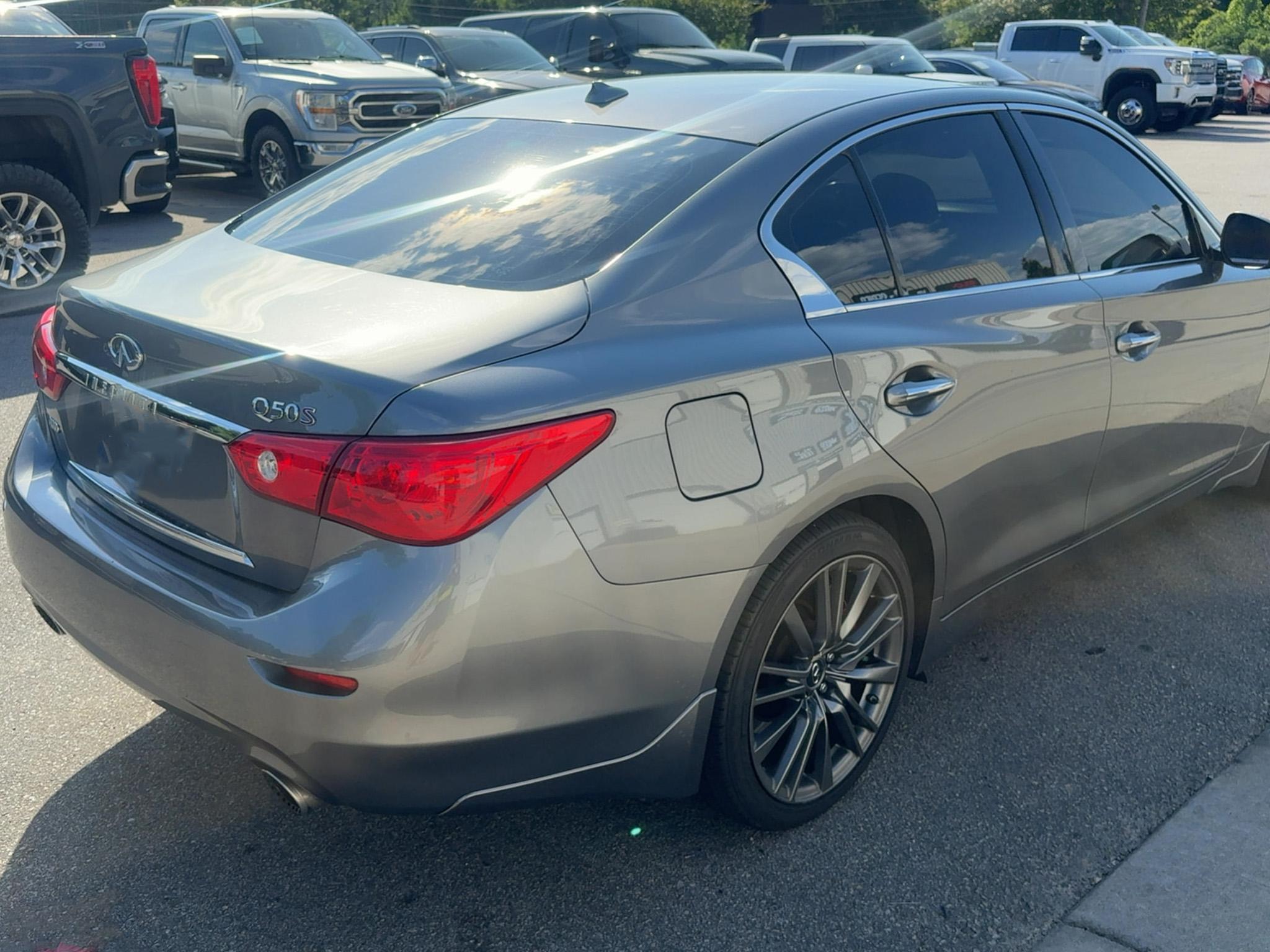 Infiniti Q50 Red Sport 400 AWD 2017