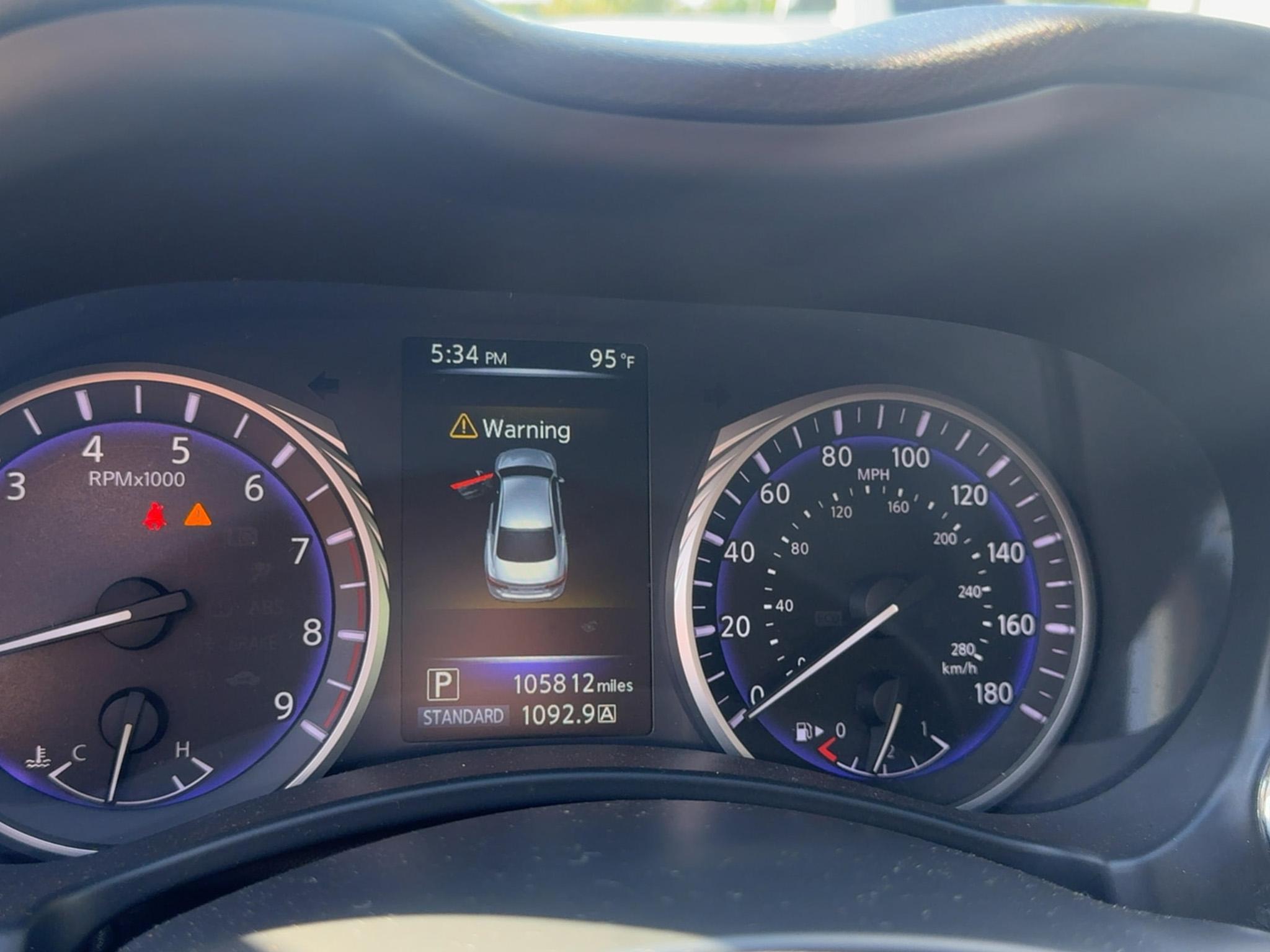 Infiniti Q50 Red Sport 400 AWD 2017