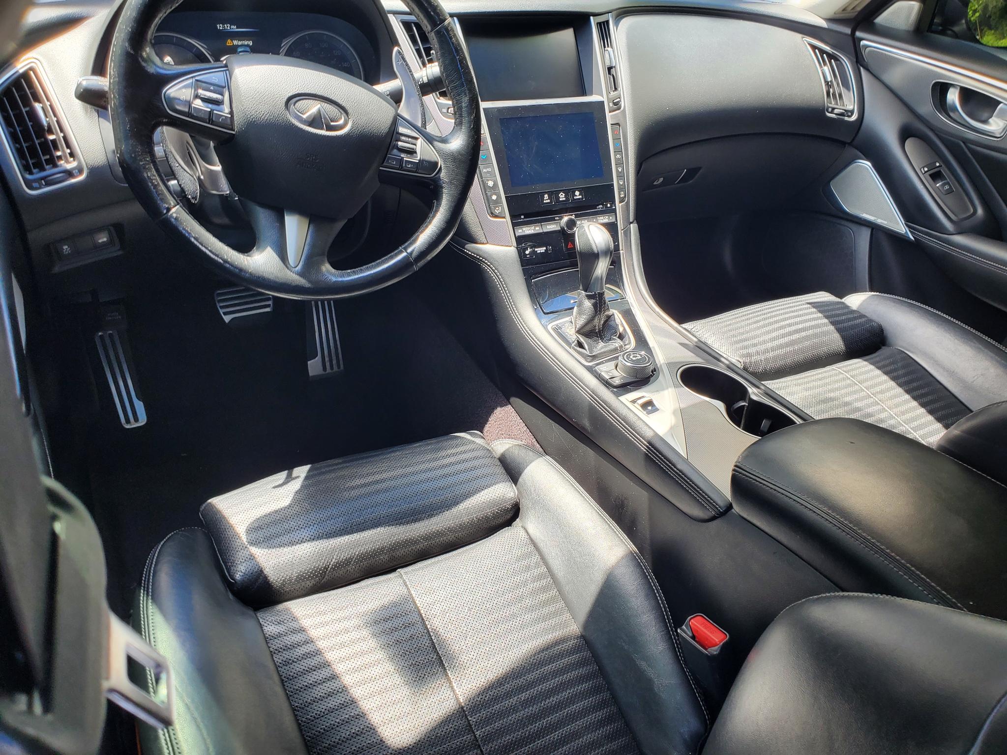 Infiniti Q50 Red Sport 400 AWD 2017