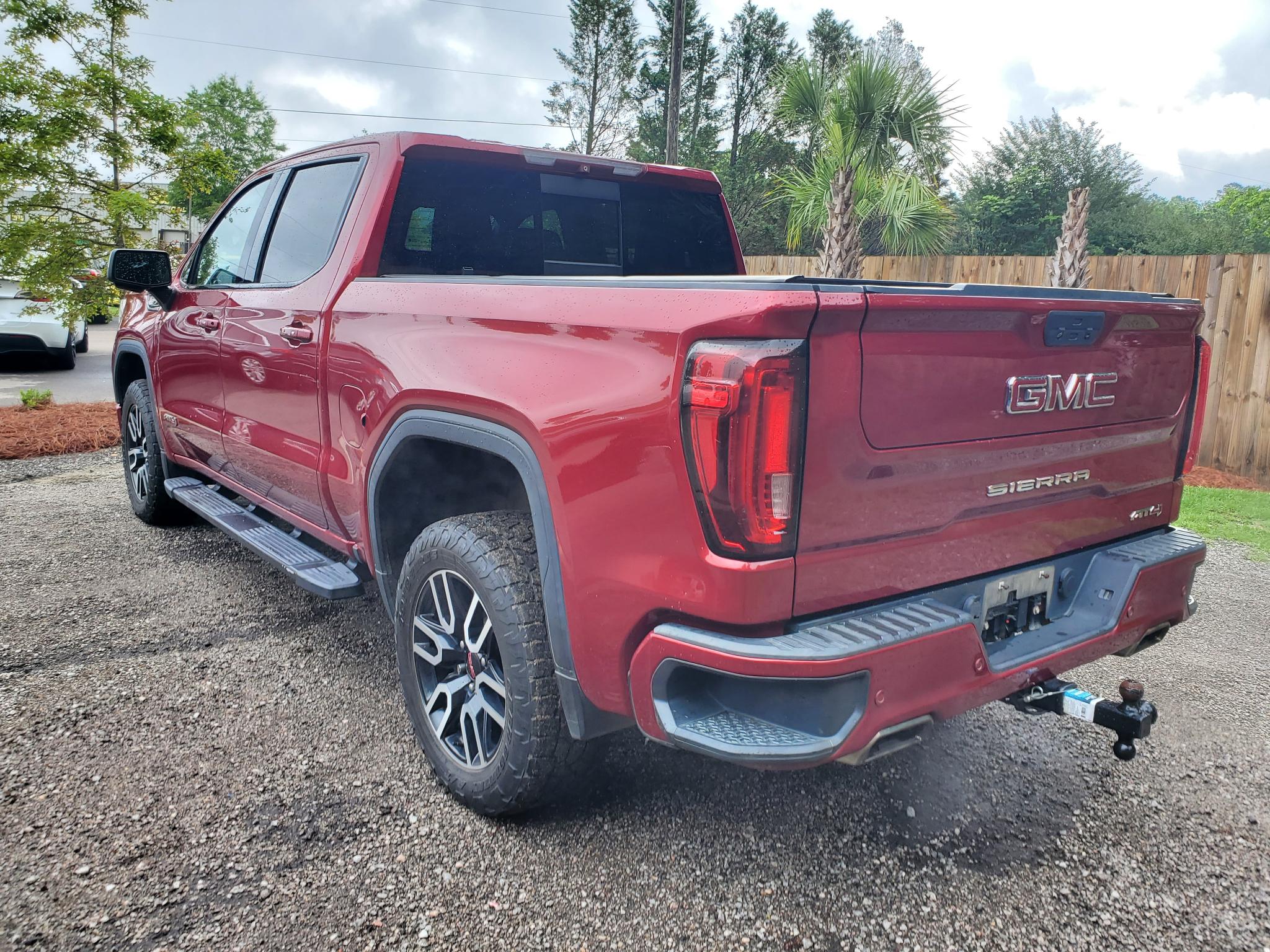 GMC Sierra 1500 4WD Crew Cab 147" AT4 2019