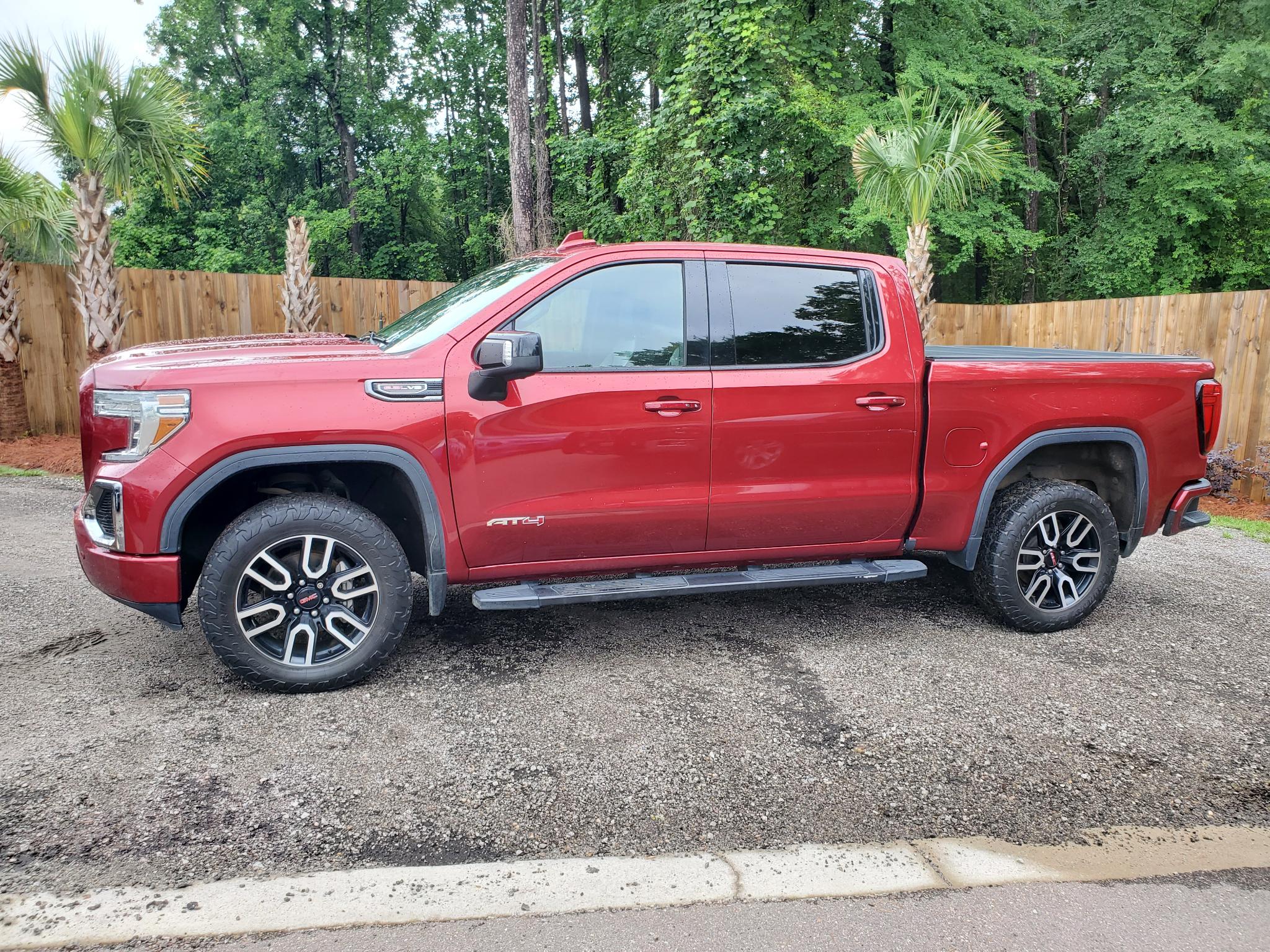 GMC Sierra 1500 4WD Crew Cab 147" AT4 2019