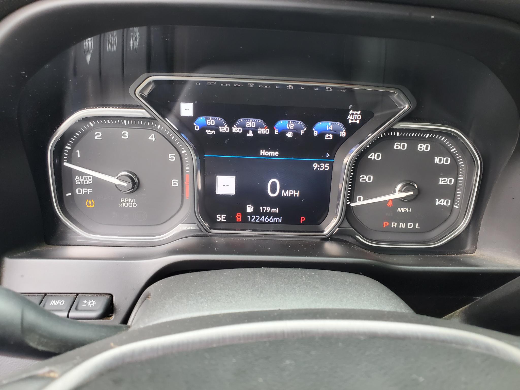 GMC Sierra 1500 4WD Crew Cab 147" AT4 2019