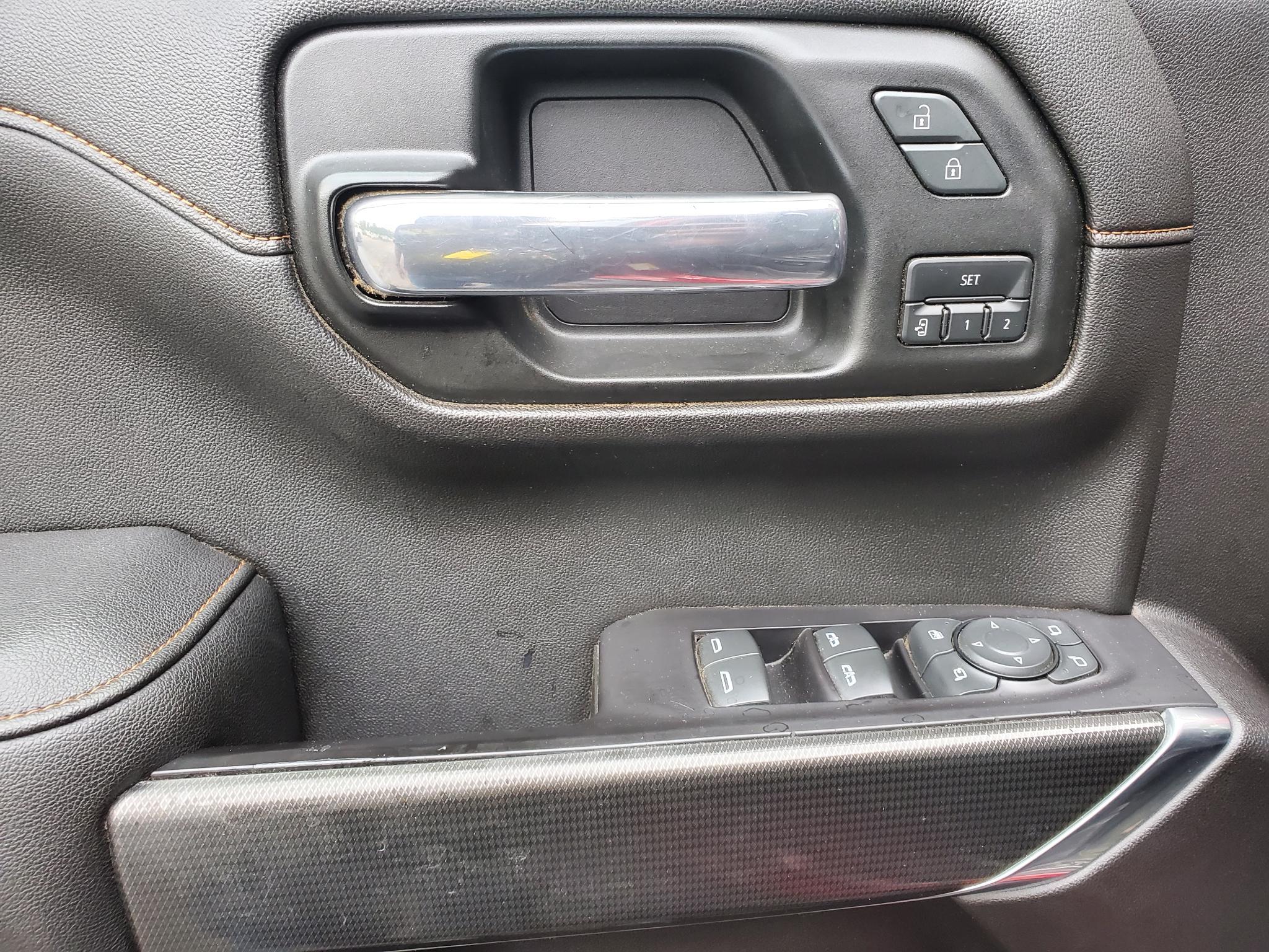GMC Sierra 1500 4WD Crew Cab 147" AT4 2019