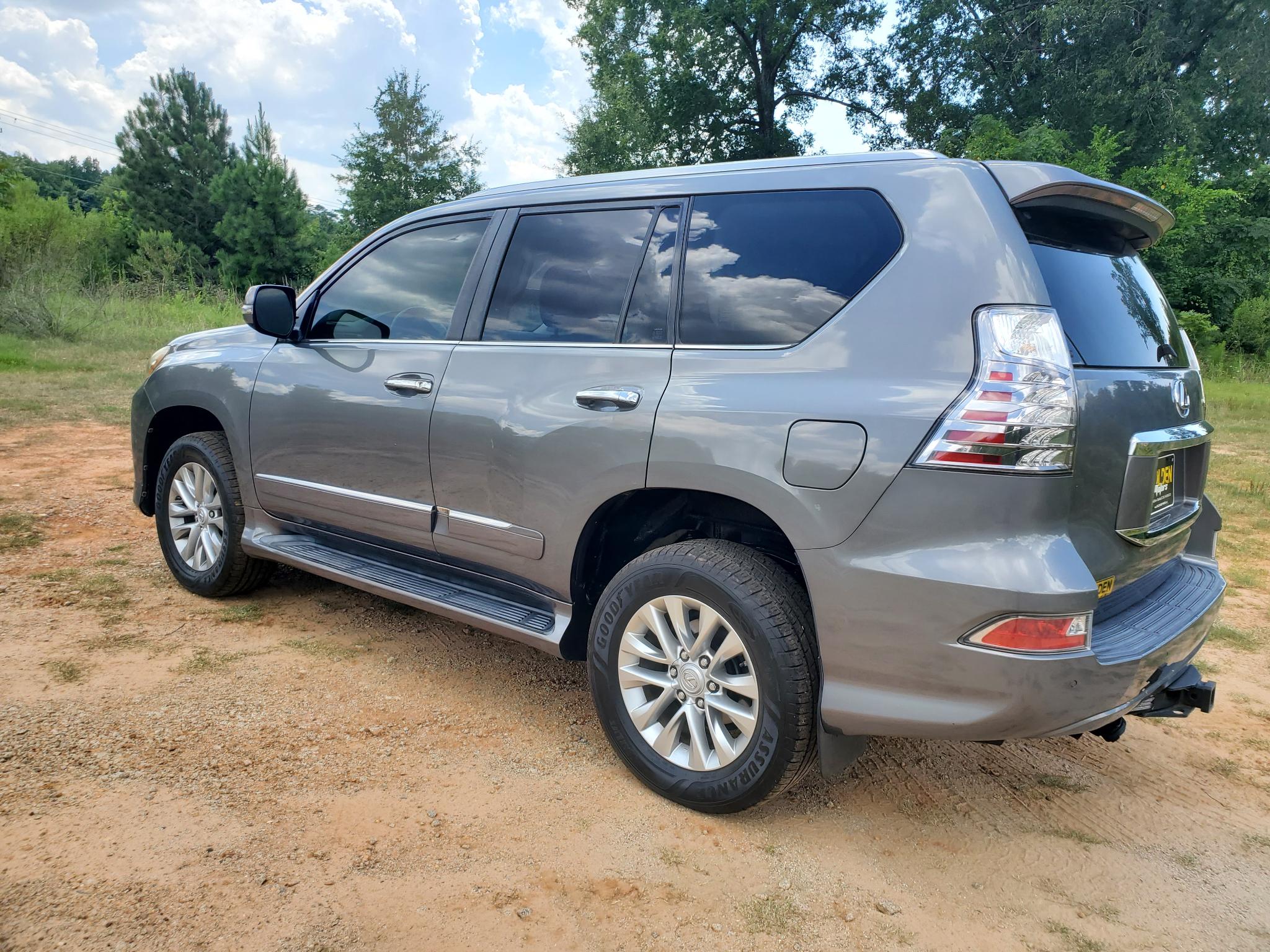 Lexus GX 460 4WD 4dr Premium 2014