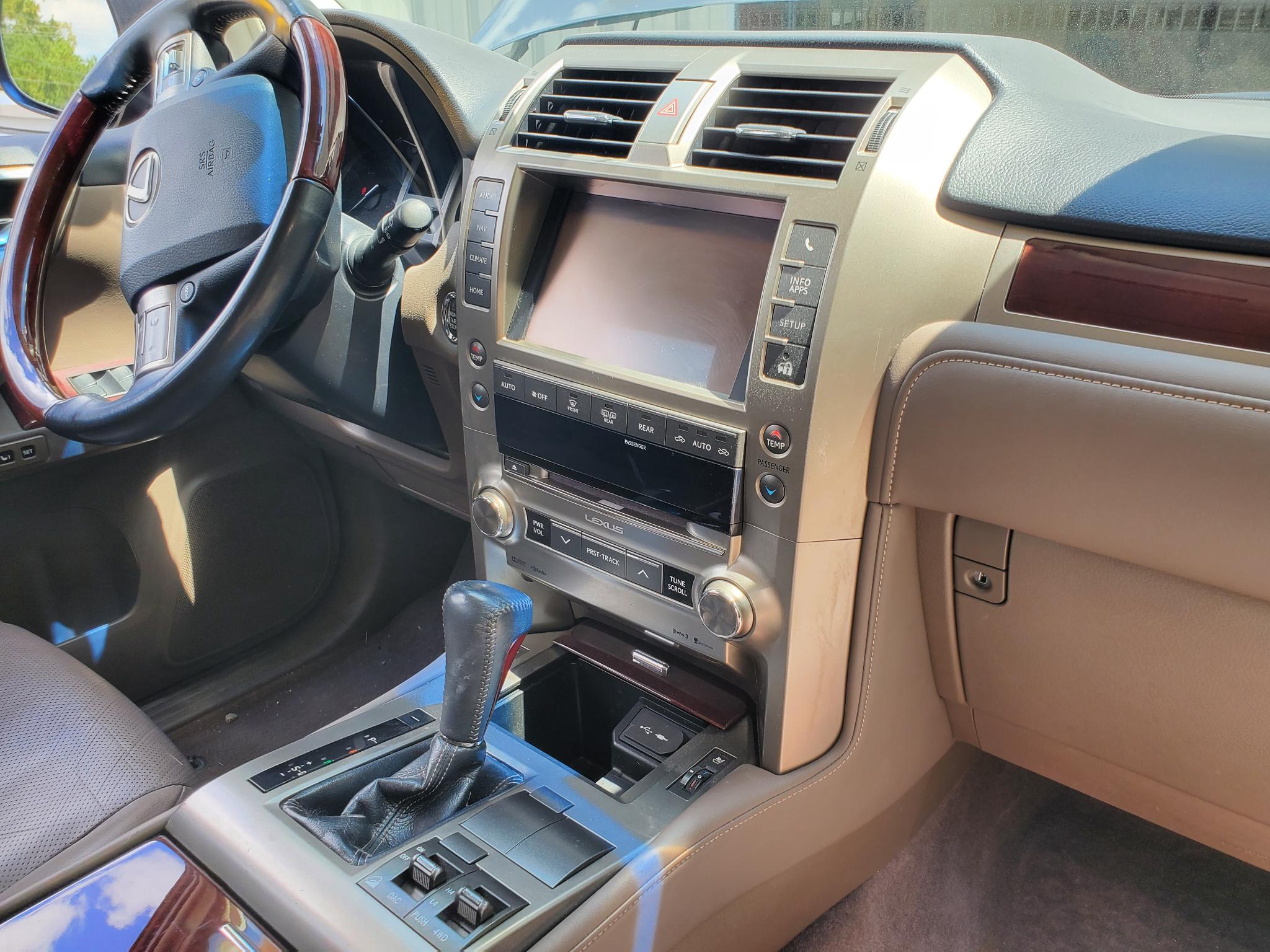 Lexus GX 460 4WD 4dr Premium 2014