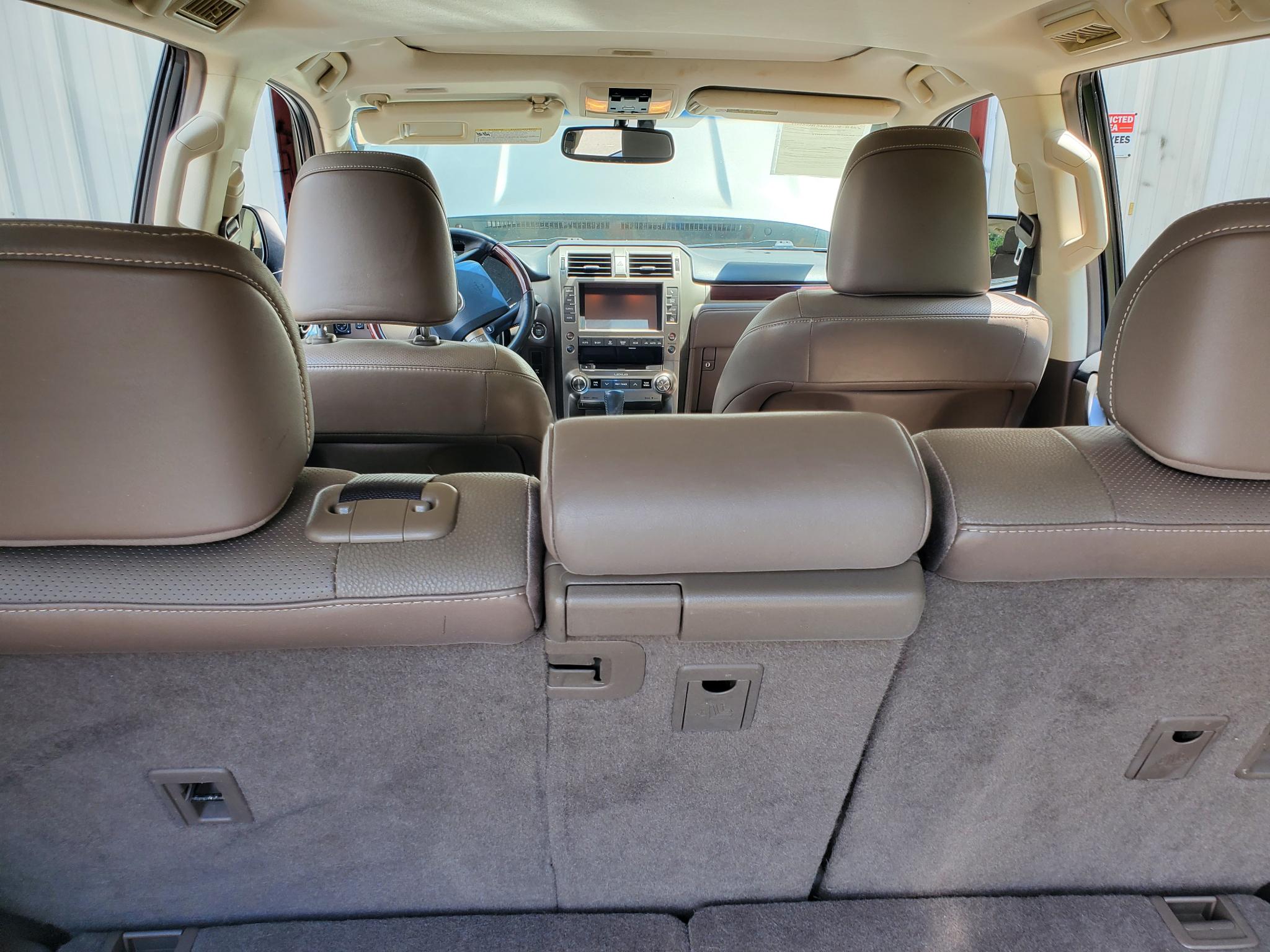 Lexus GX 460 4WD 4dr Premium 2014