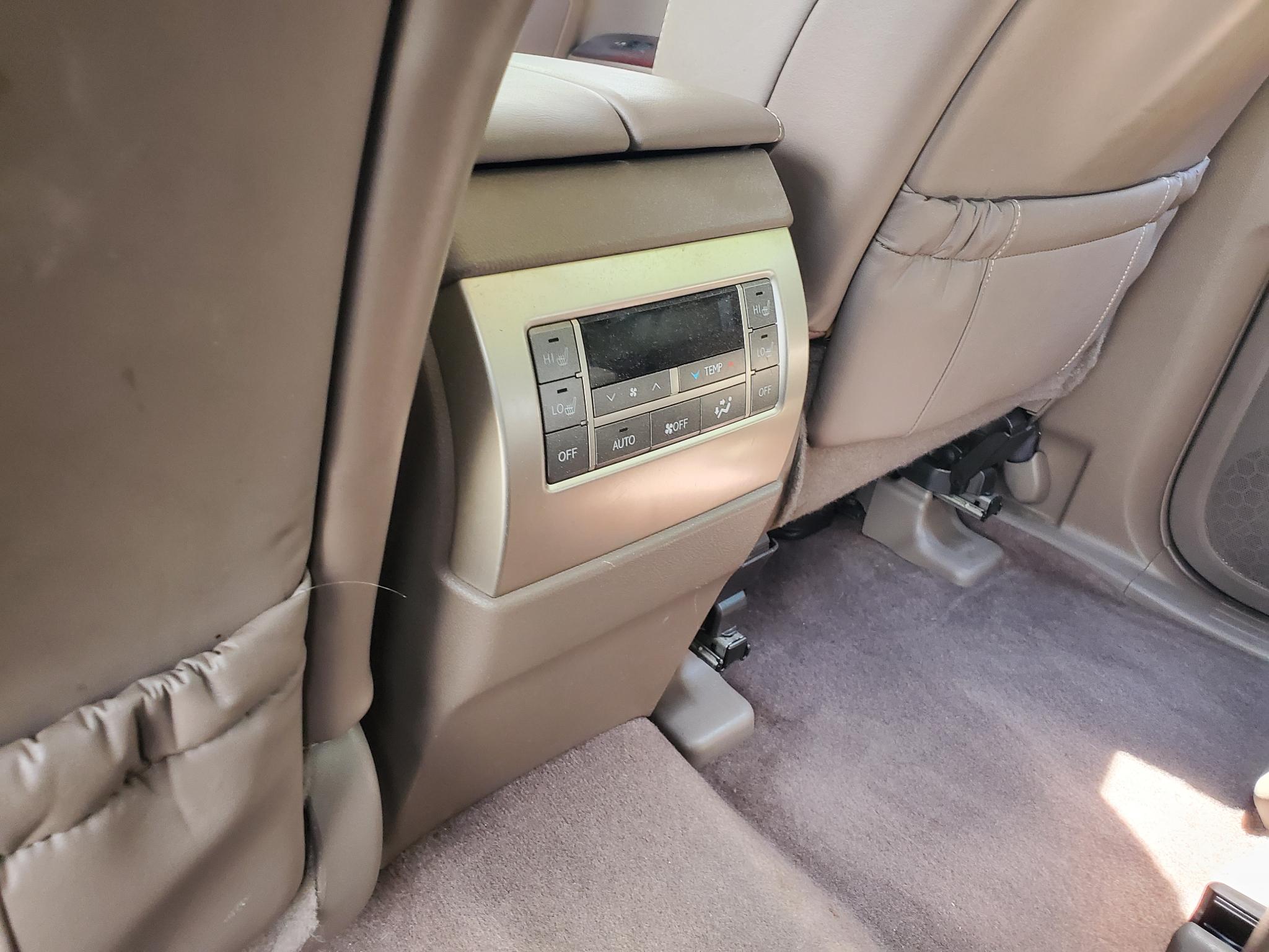 Lexus GX 460 4WD 4dr Premium 2014