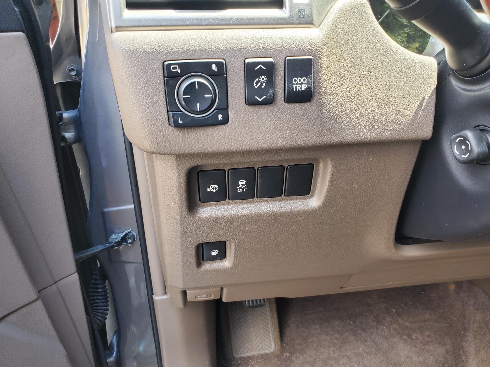 Lexus GX 460 4WD 4dr Premium 2014