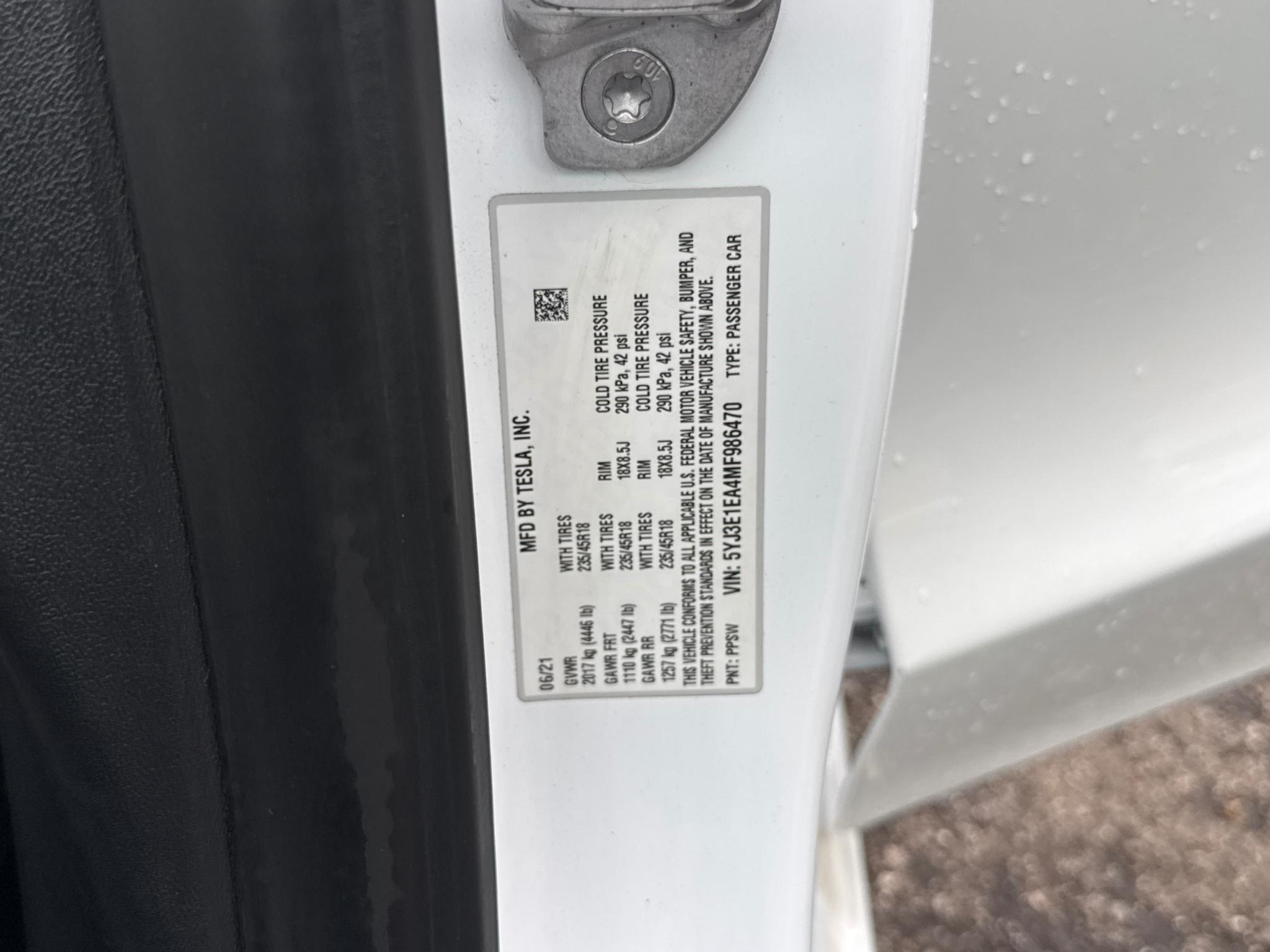 Tesla Model 3 Standard Range Plus RWD 2021