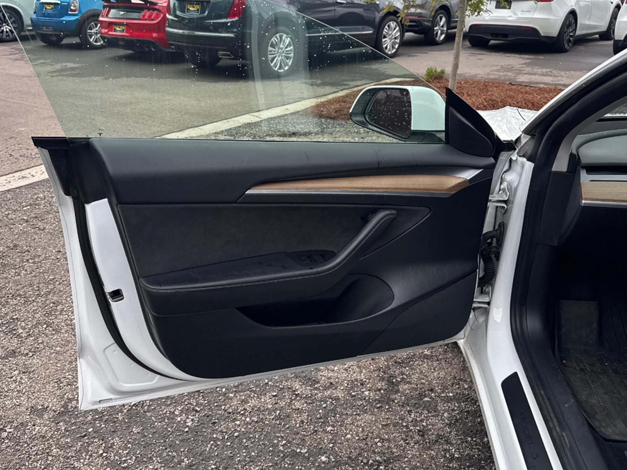 Tesla Model 3 Standard Range Plus RWD 2021