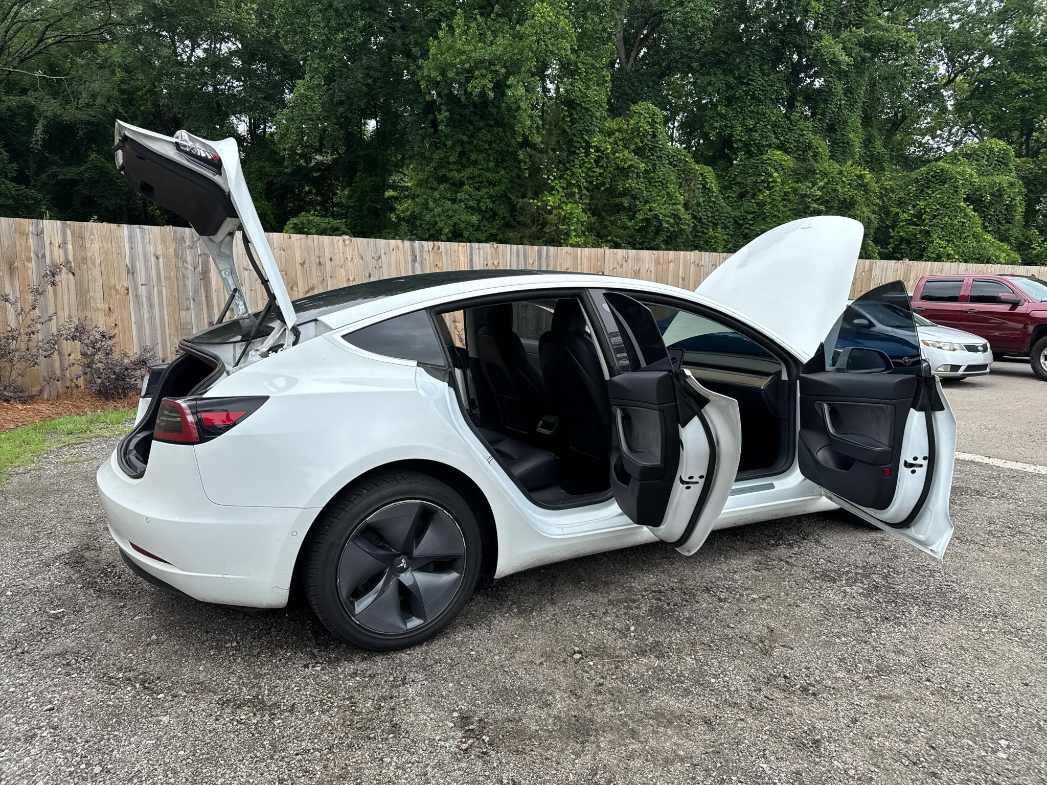 Tesla Model 3 Standard Range Plus RWD 2019